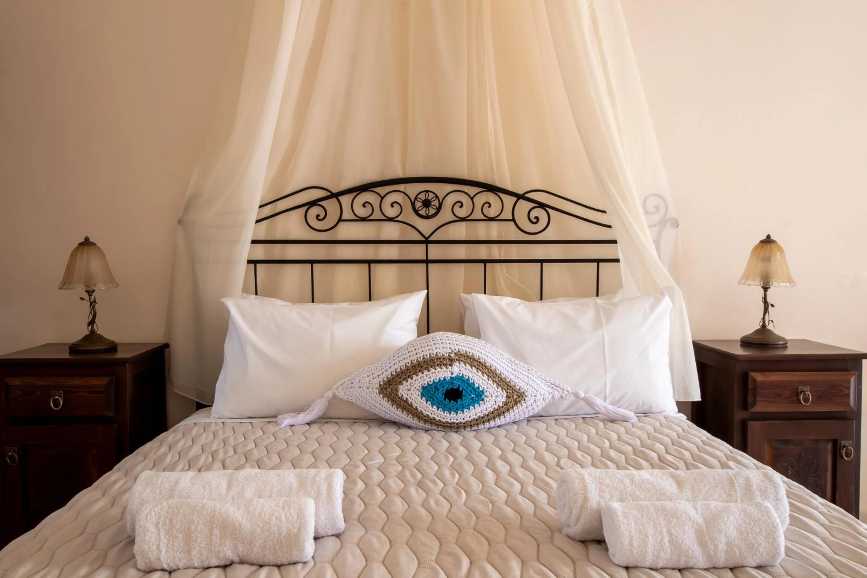 Bedroom, Bed in Joy Beach Ηotel