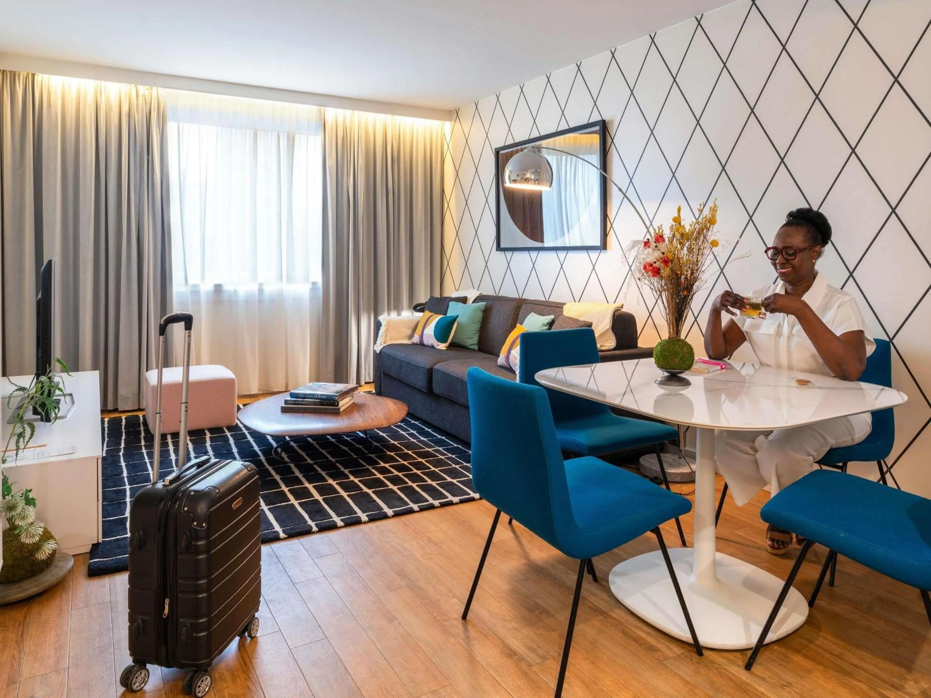 Bedroom in Novotel Paris 17