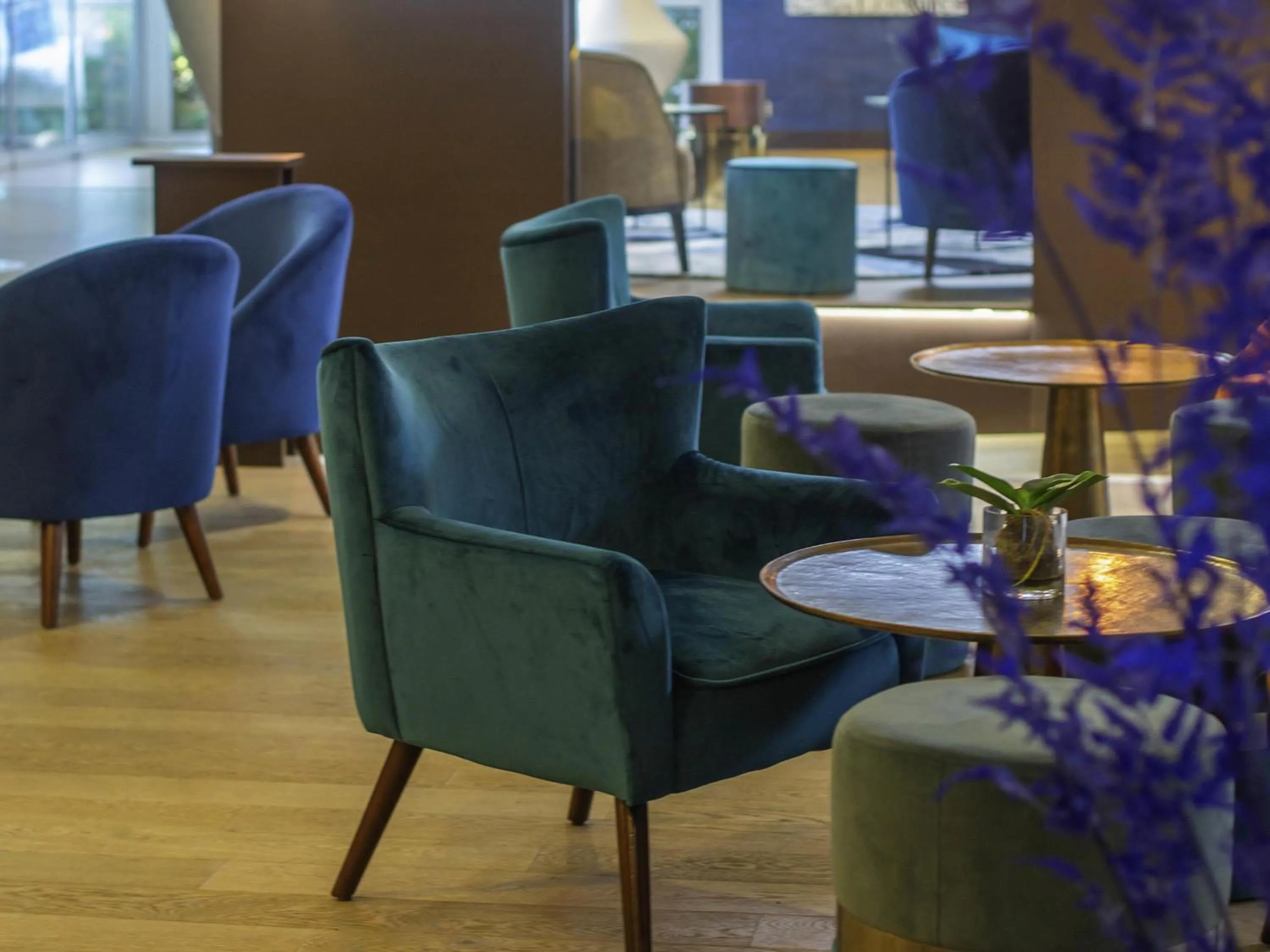 Lounge or bar in Mercure Vannes Le Port