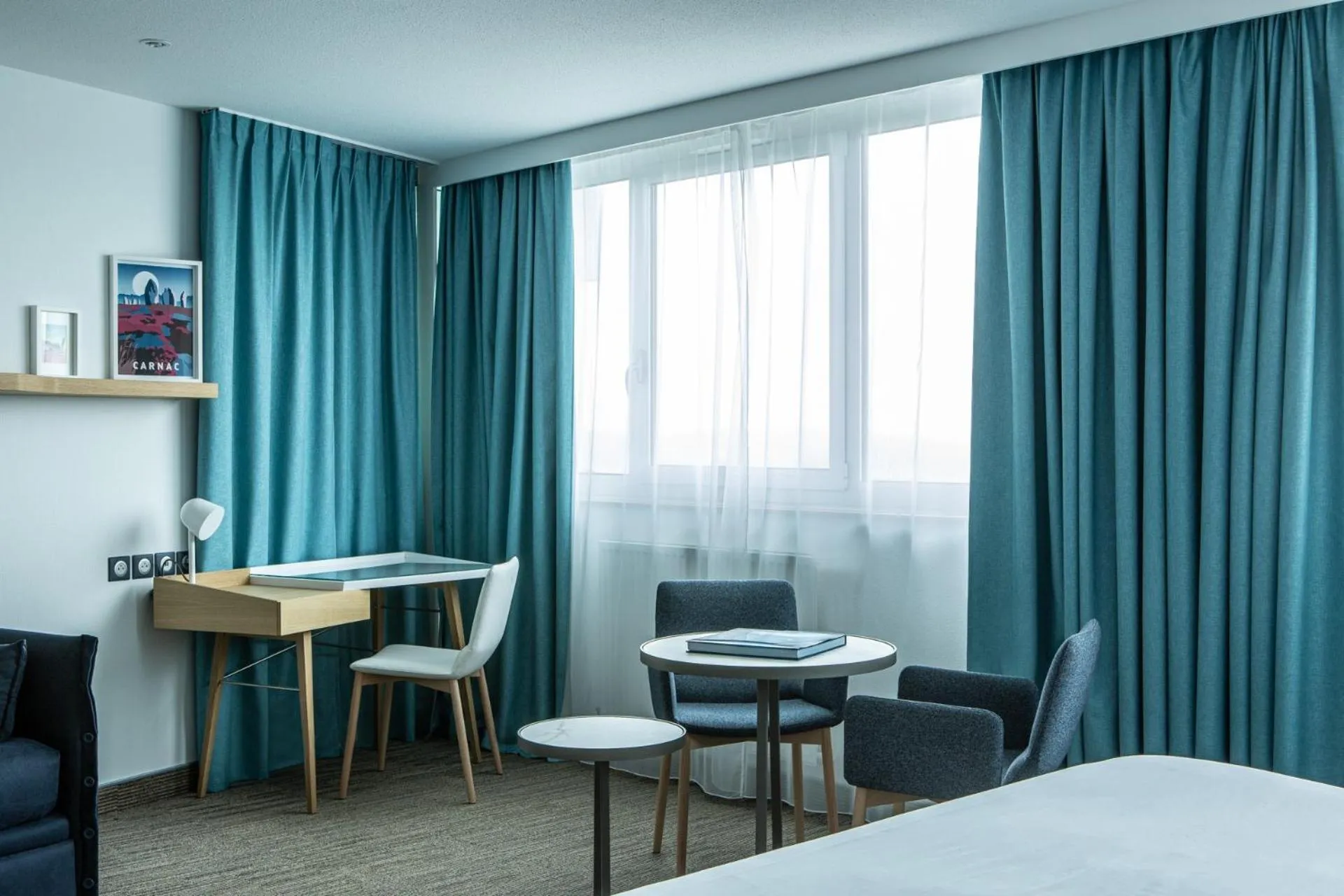 Photo of the whole room, Bed in Mercure Vannes Le Port