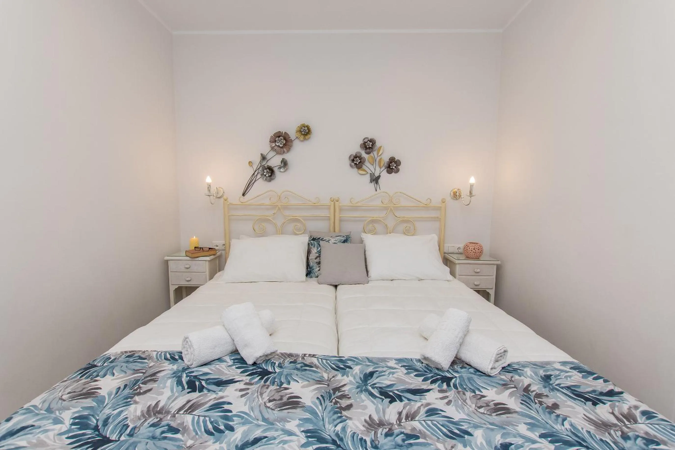 Bed in Naxos Enjoy Apartments