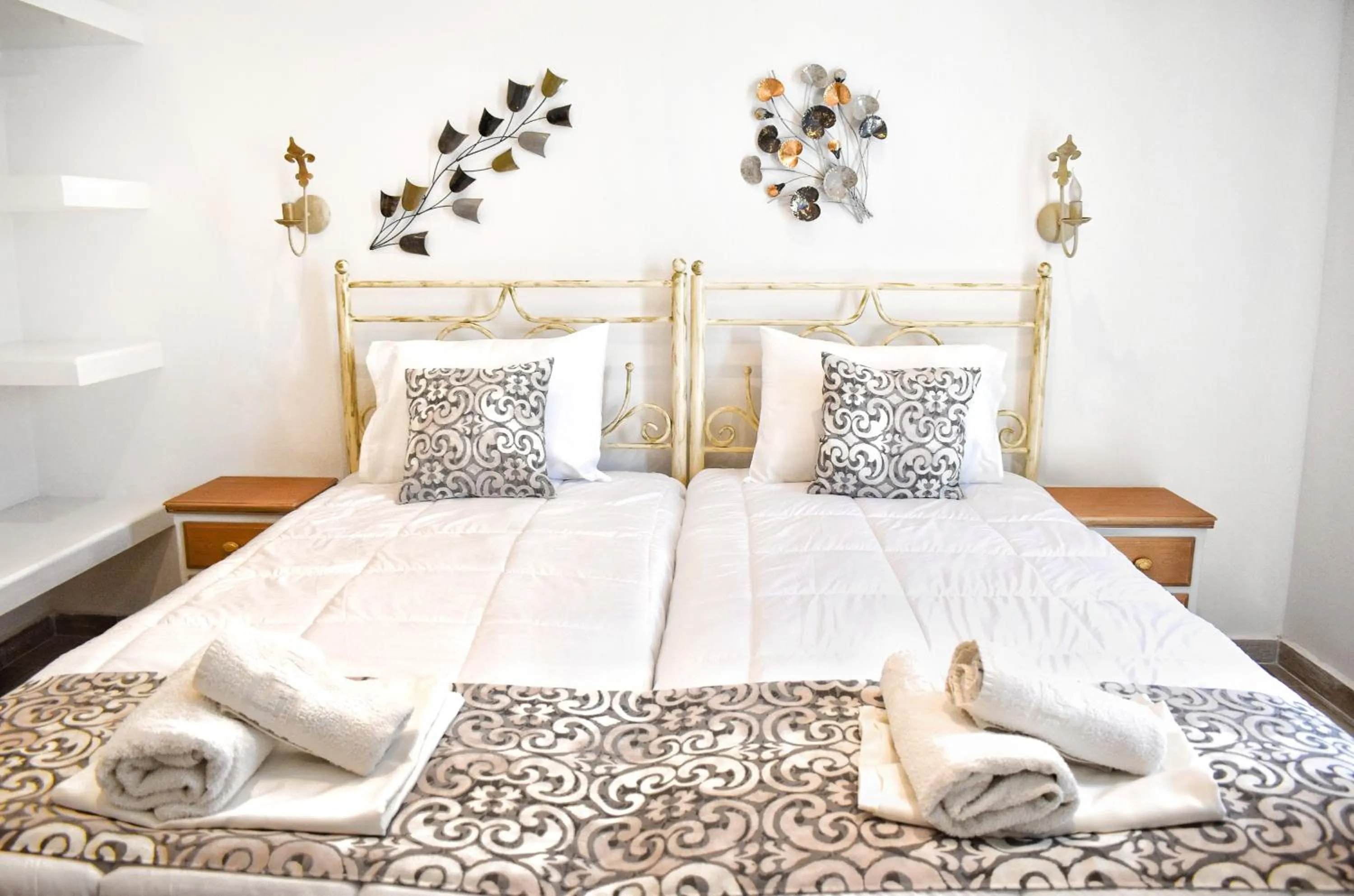 Bed in Naxos Enjoy Apartments