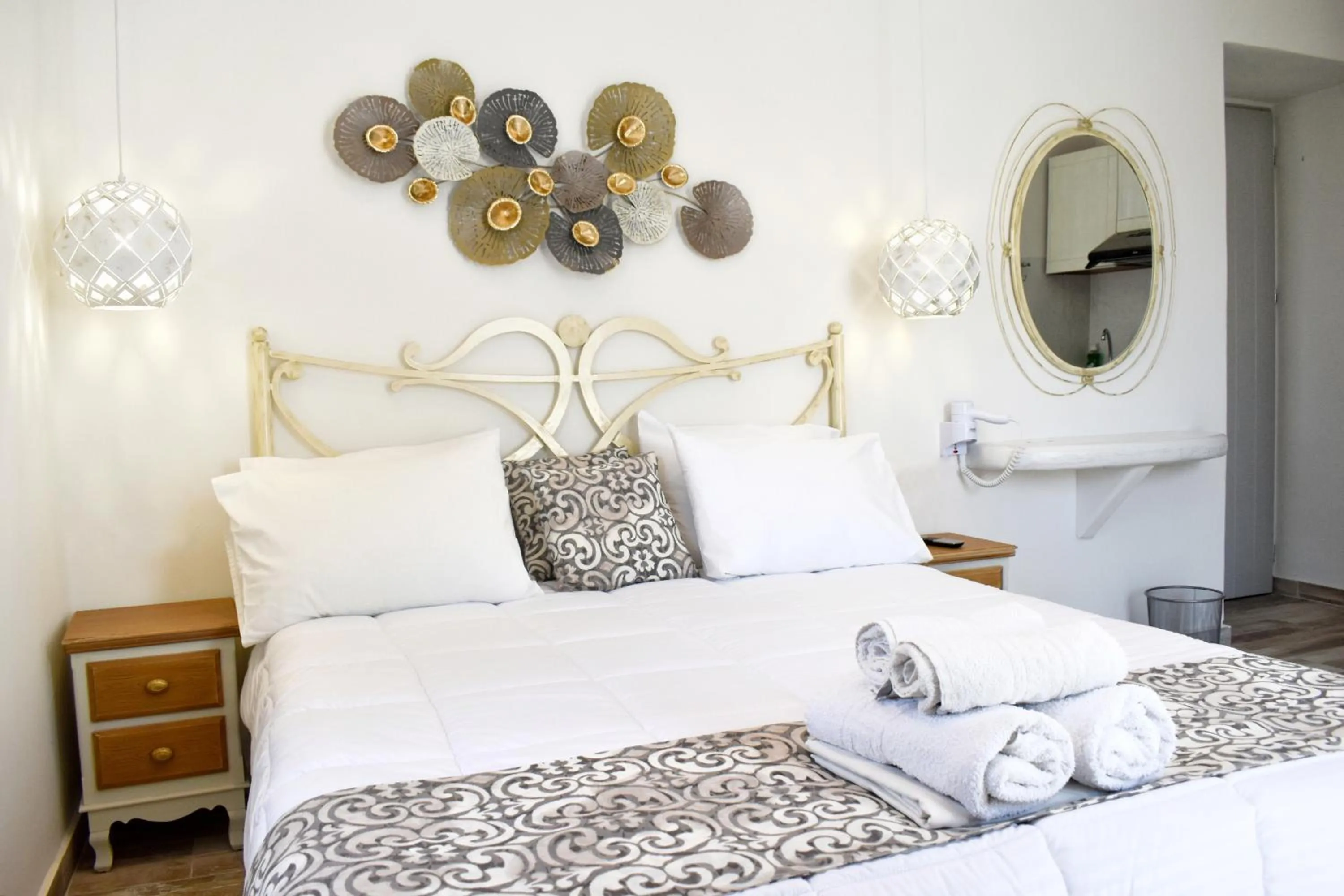 Bed in Naxos Enjoy Apartments