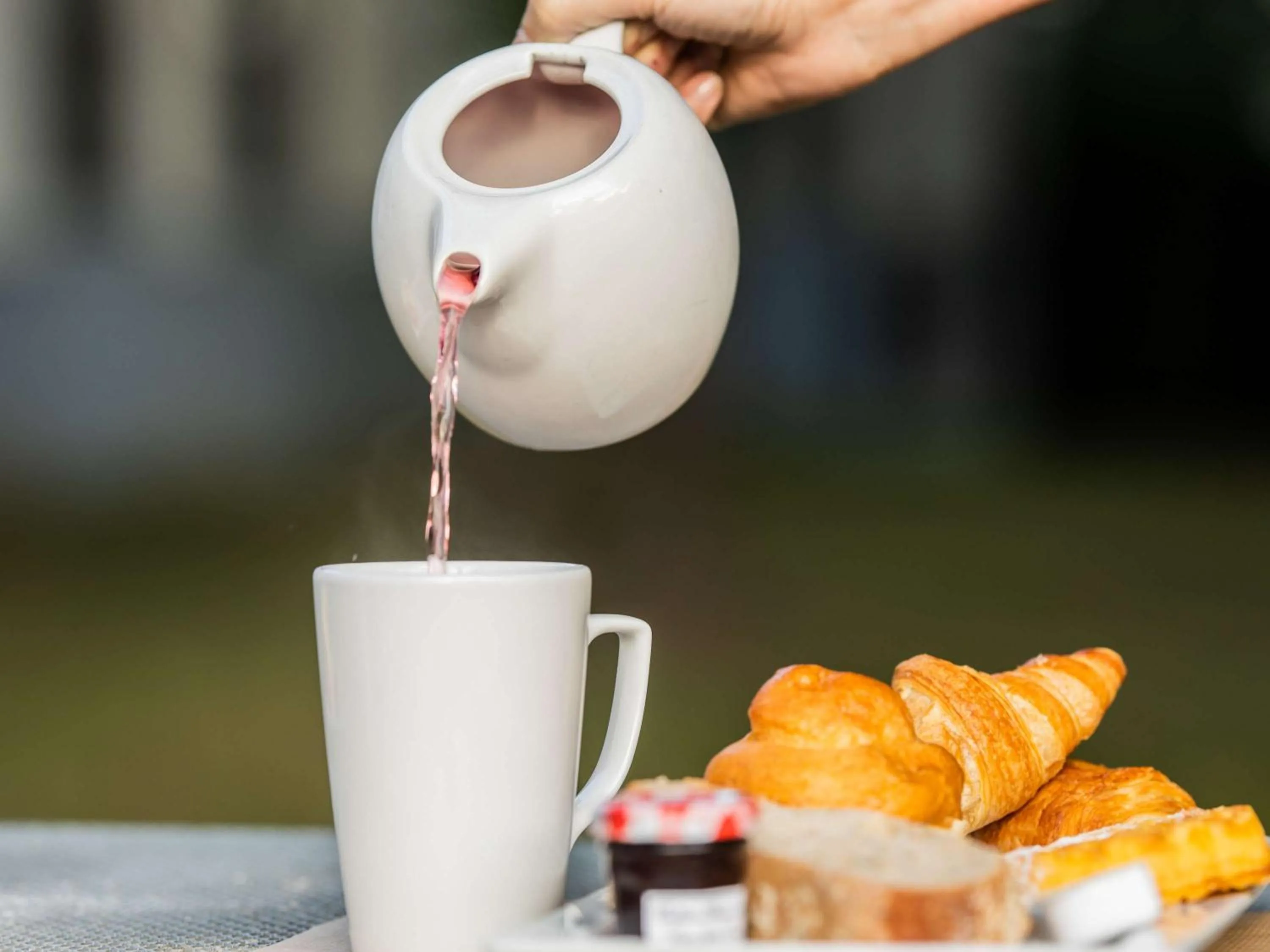 Restaurant/places to eat in Novotel Genève Aéroport France