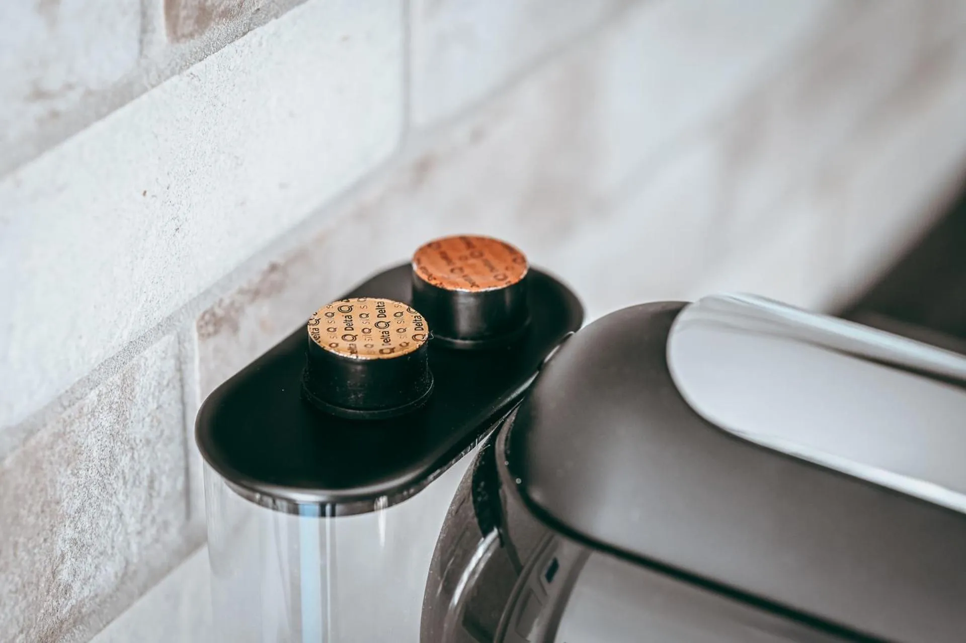 Coffee/tea facilities in Wake Up Esch City