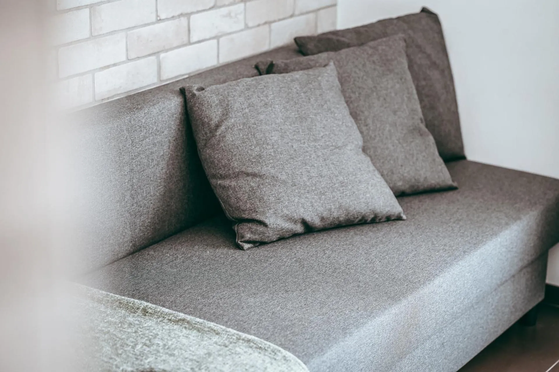 Living room, Bed in Wake Up Esch City