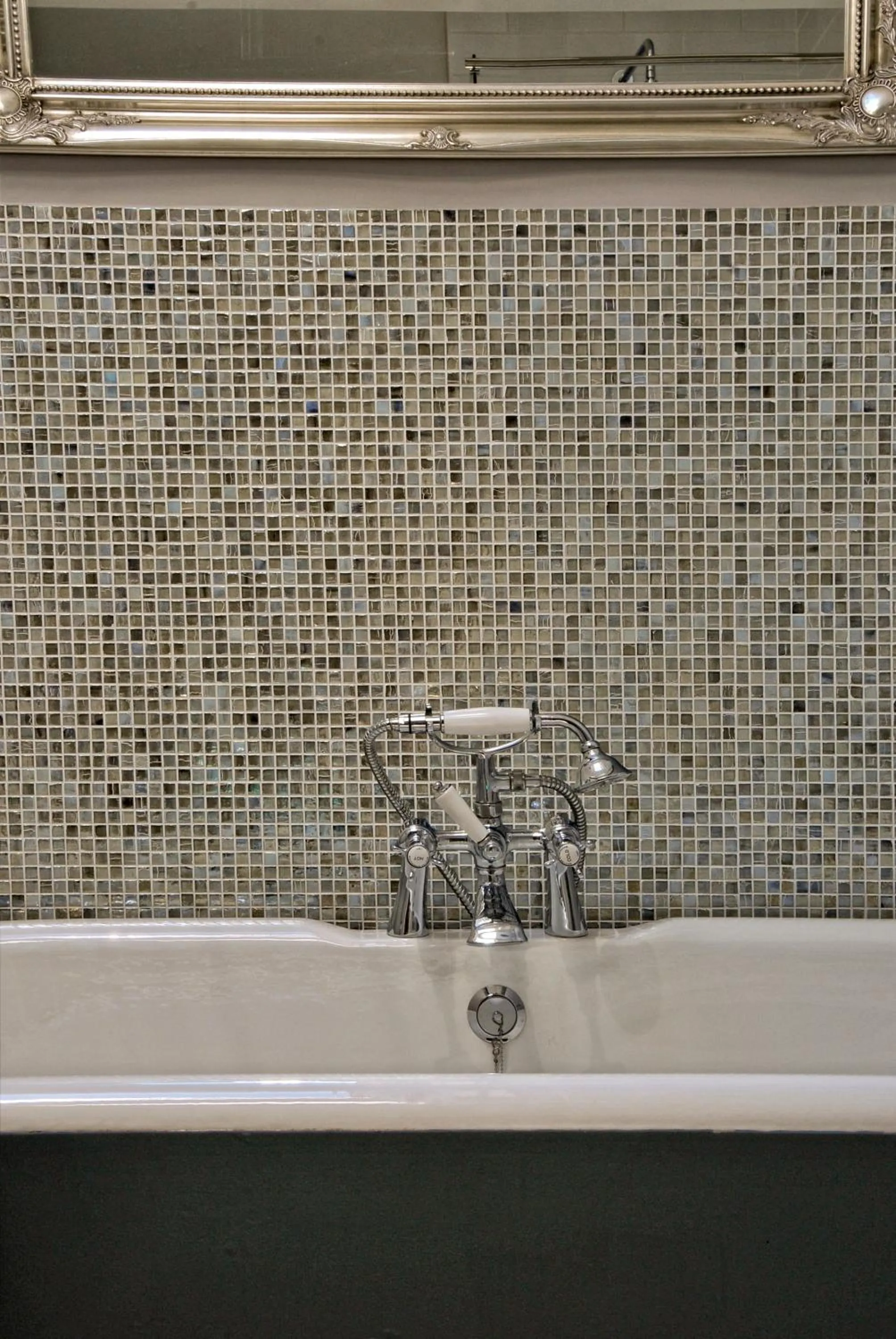 Bathroom in The Swallows Rest Bed & Breakfast