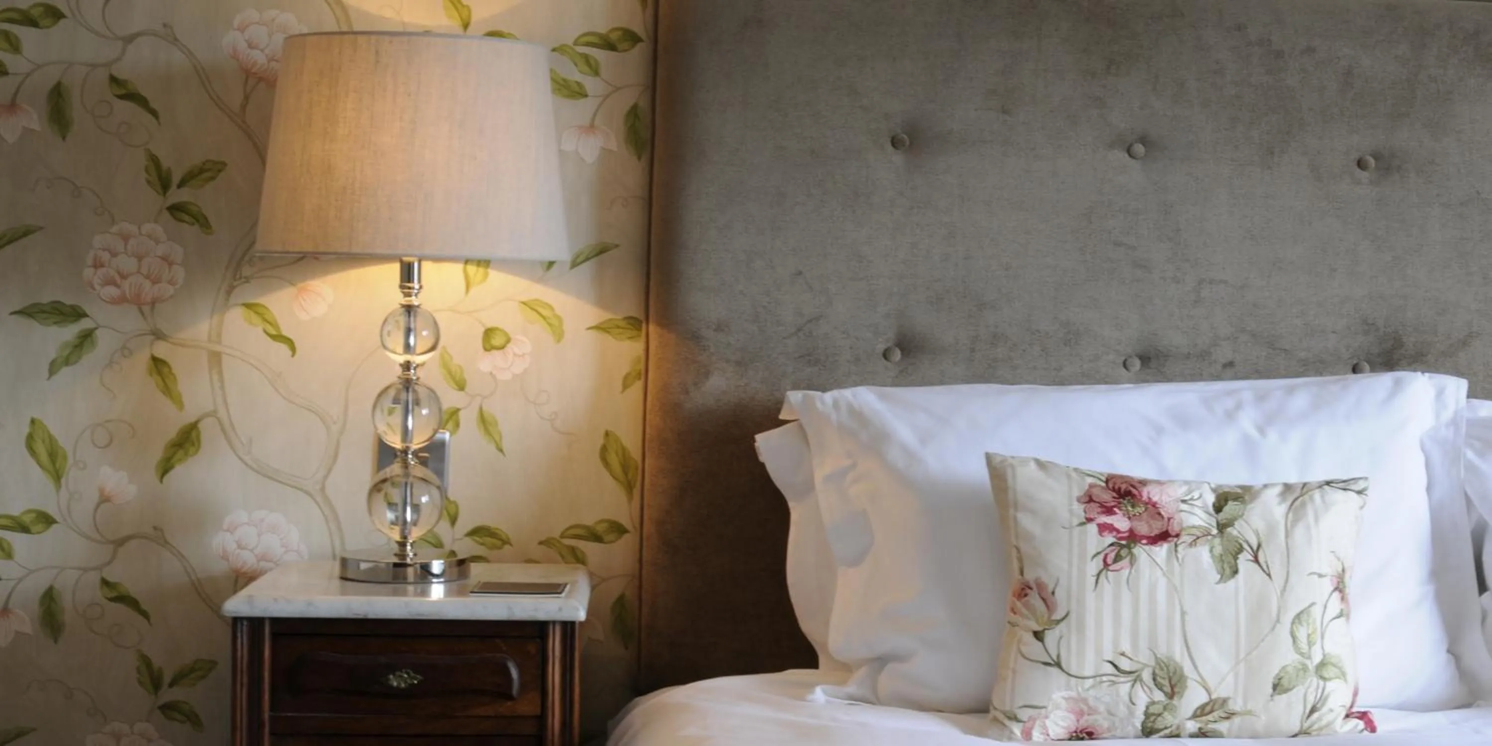 Bedroom, Bed in The Swallows Rest Bed & Breakfast