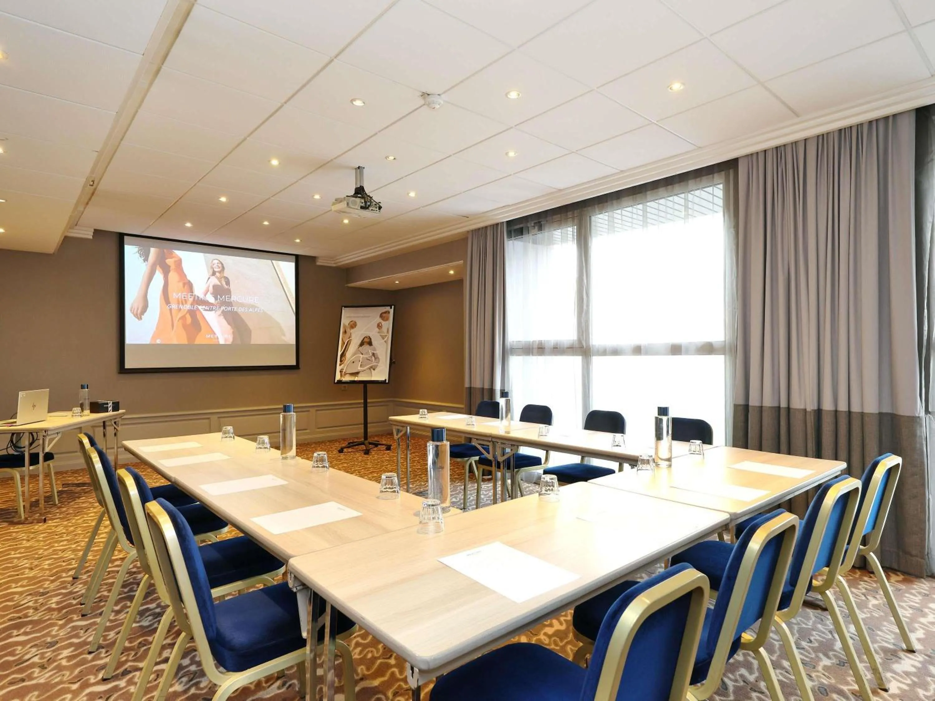 Business facilities in Mercure Grenoble Centre Porte des Alpes