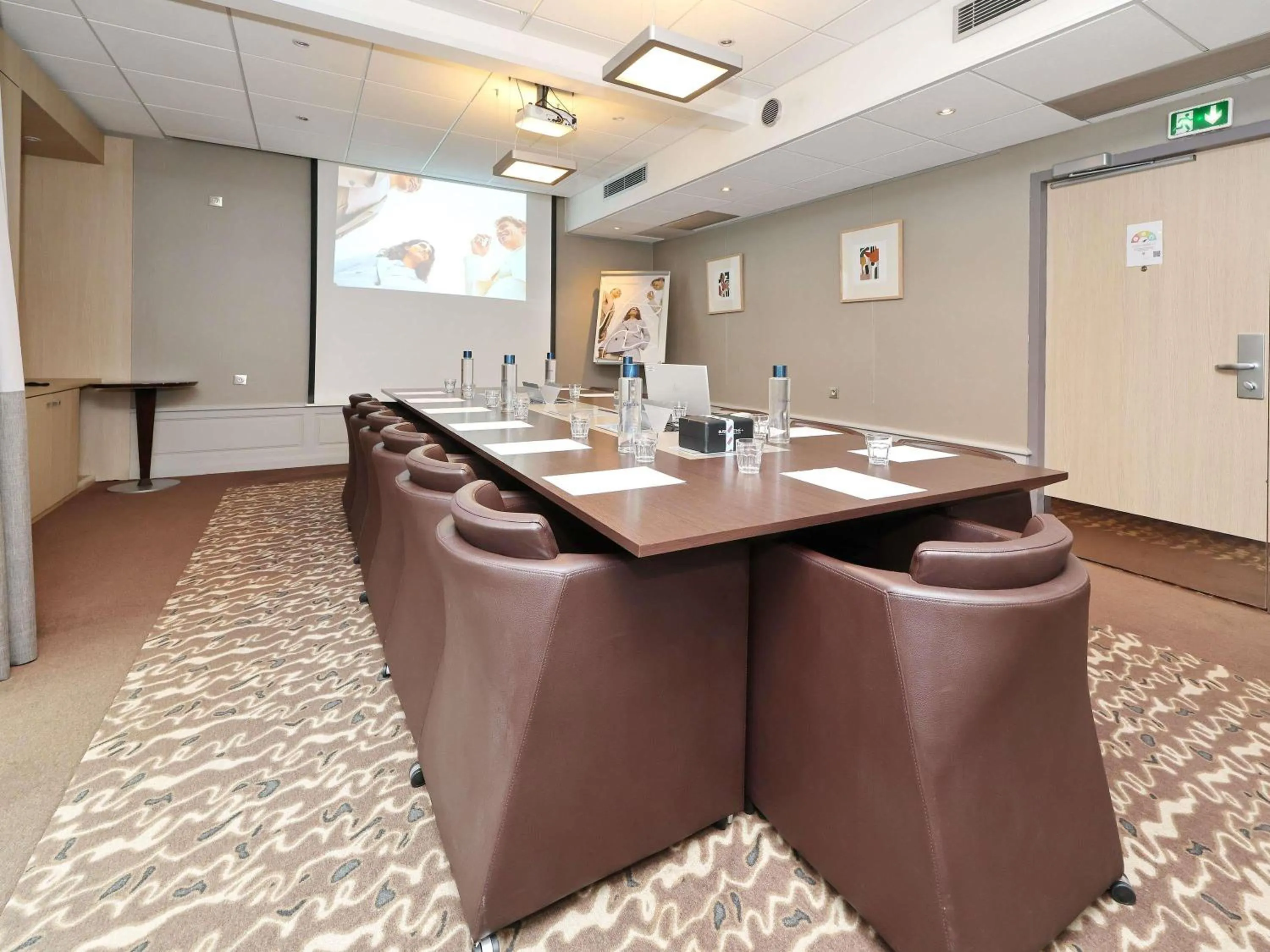 Meeting/conference room in Mercure Grenoble Centre Porte des Alpes