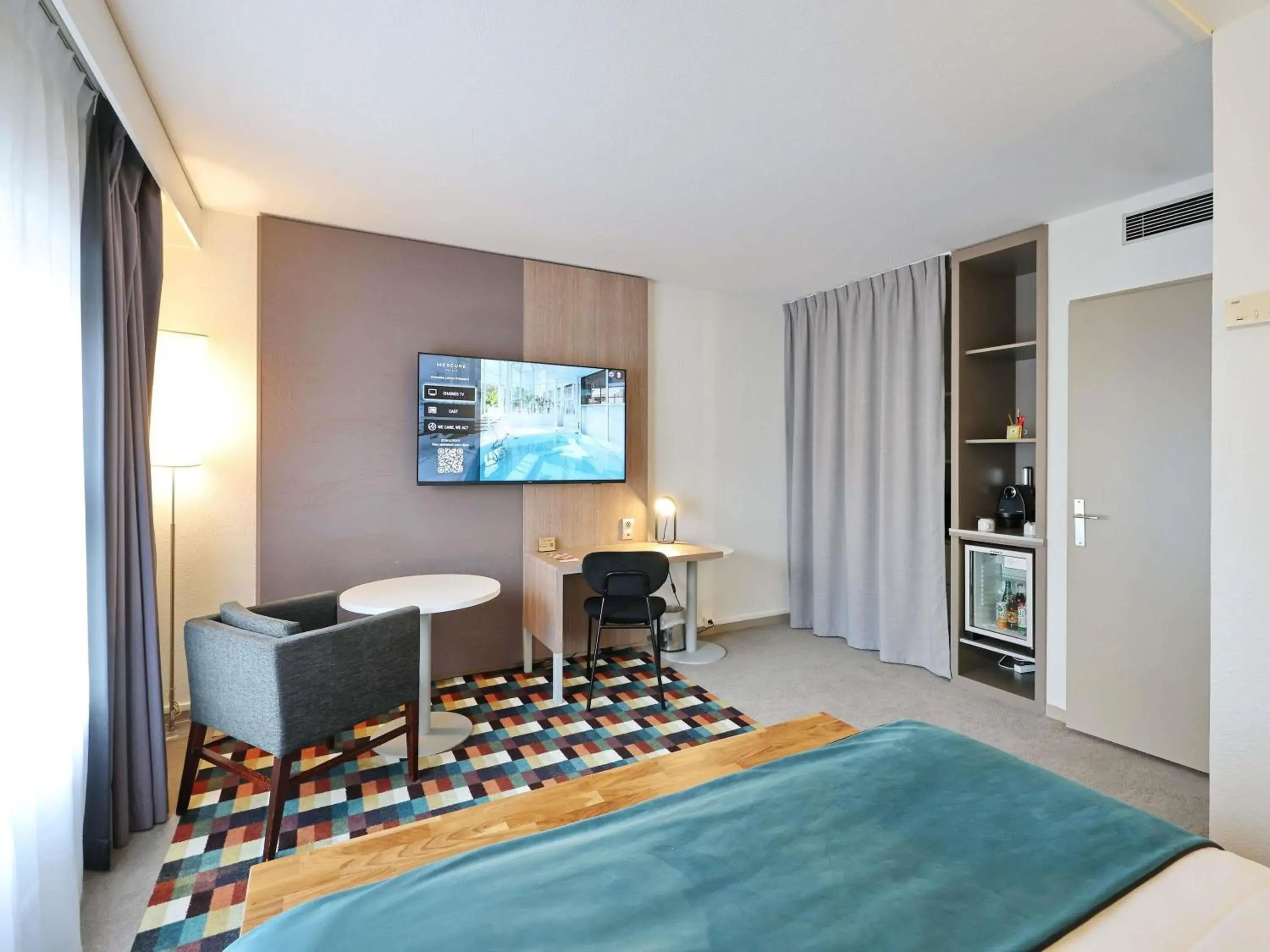 Superior Double Room - single occupancy in Mercure Grenoble Centre Porte des Alpes Superior Double Room - single occupancy in Mercure Grenoble Centre Porte des Alpes