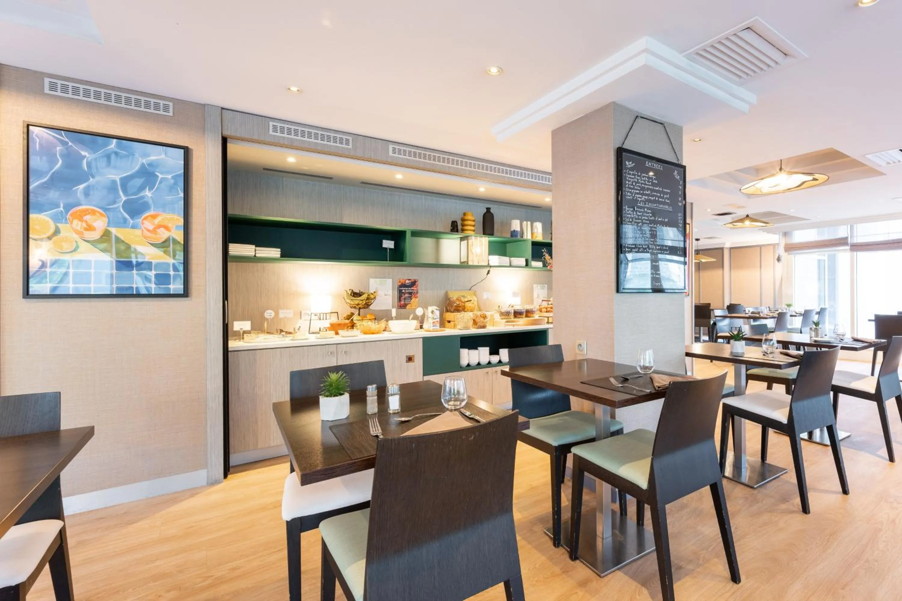 Restaurant/places to eat in Mercure Grenoble Centre Porte des Alpes