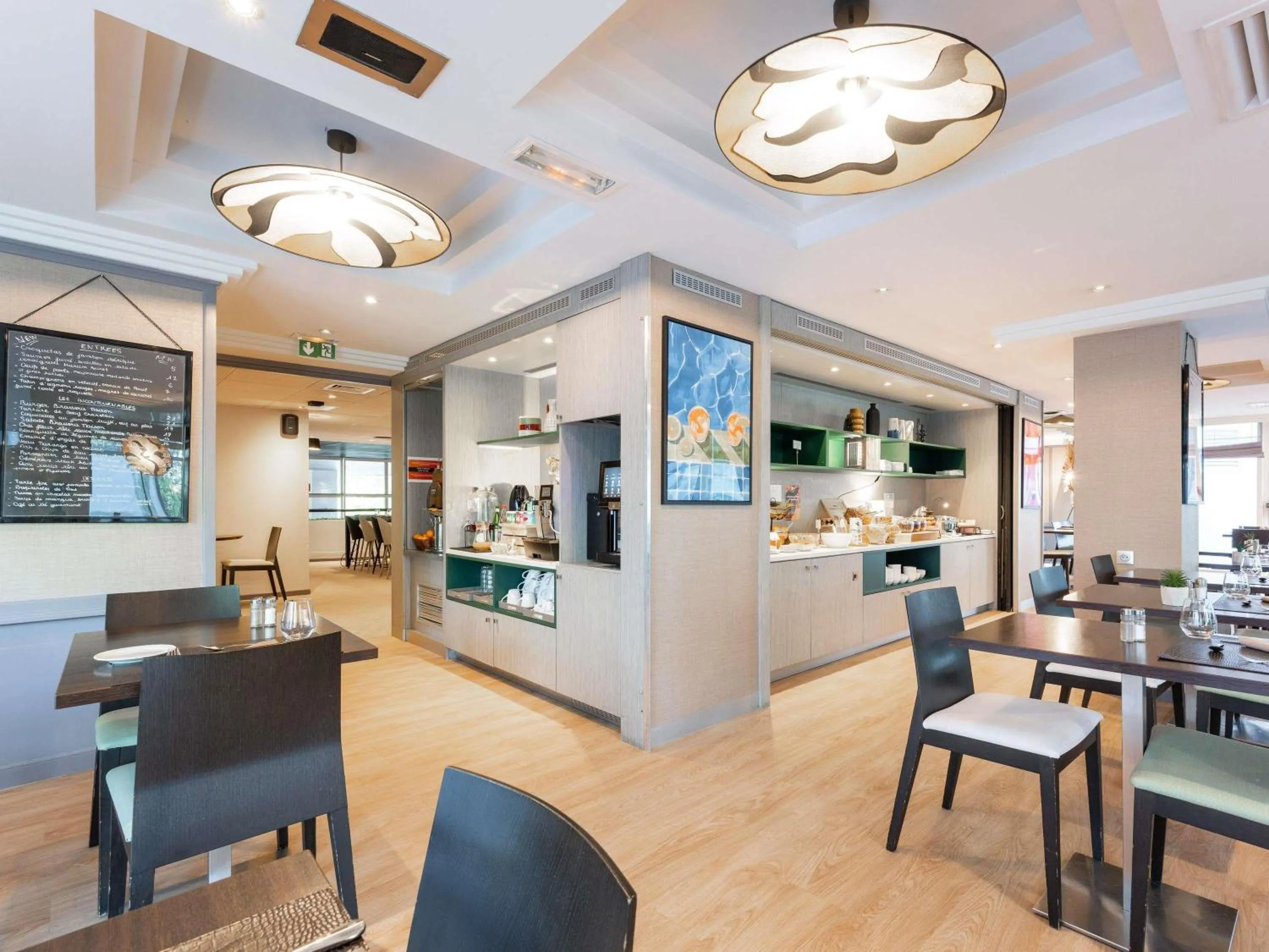 Property building in Mercure Grenoble Centre Porte des Alpes