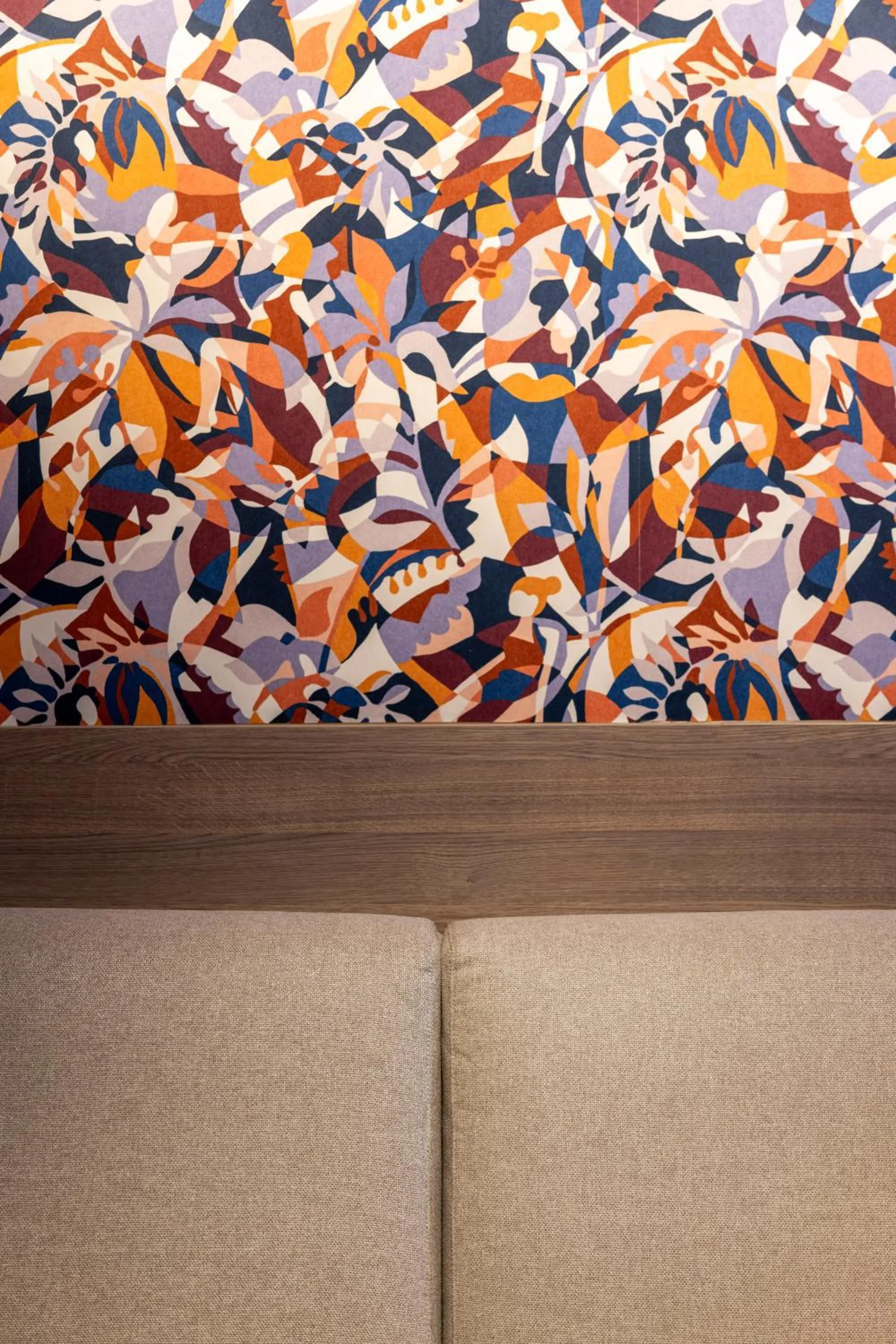 Decorative detail in Mercure Grenoble Centre Porte des Alpes