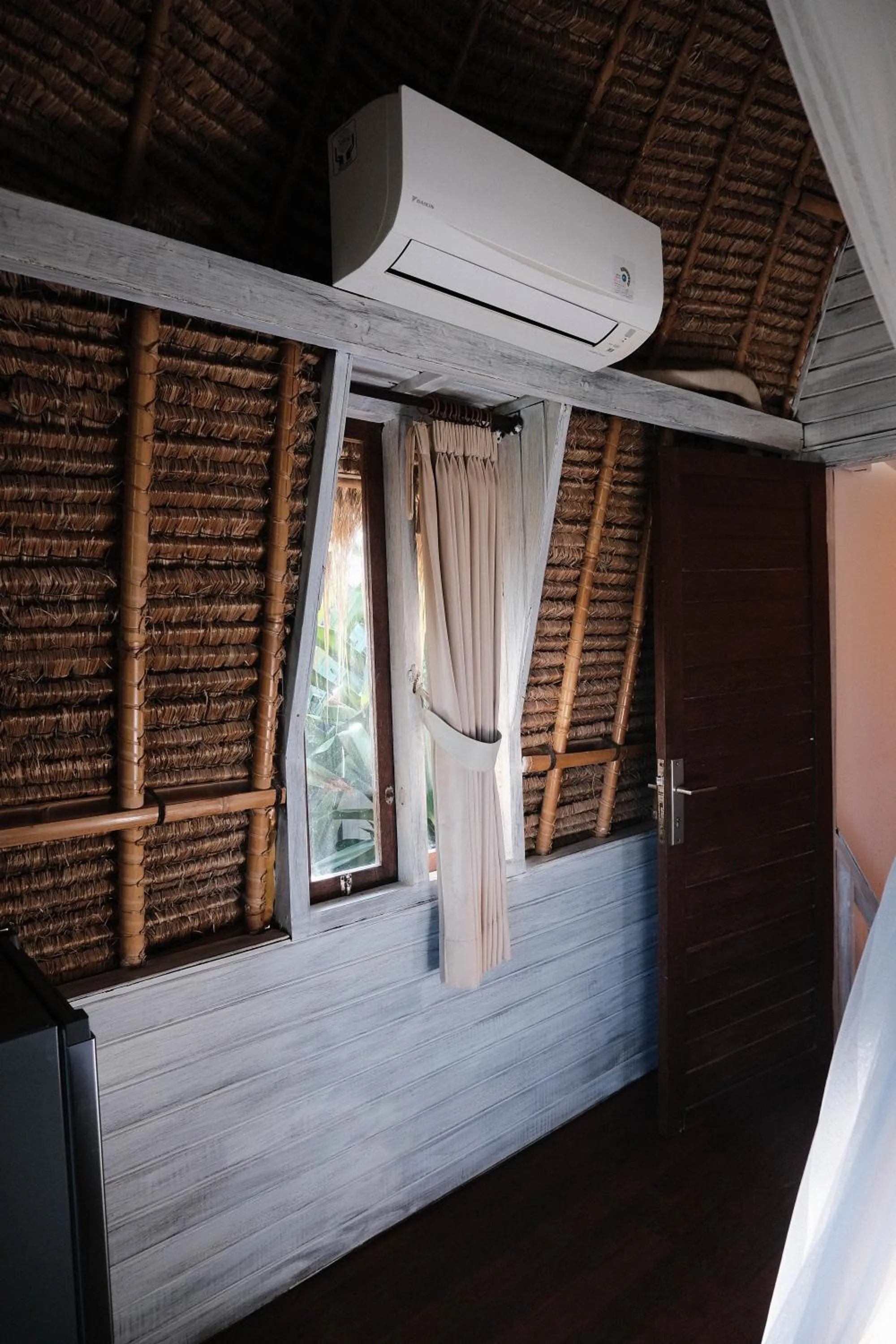 air conditioner in Abian Huts Dream Beach Lembongan