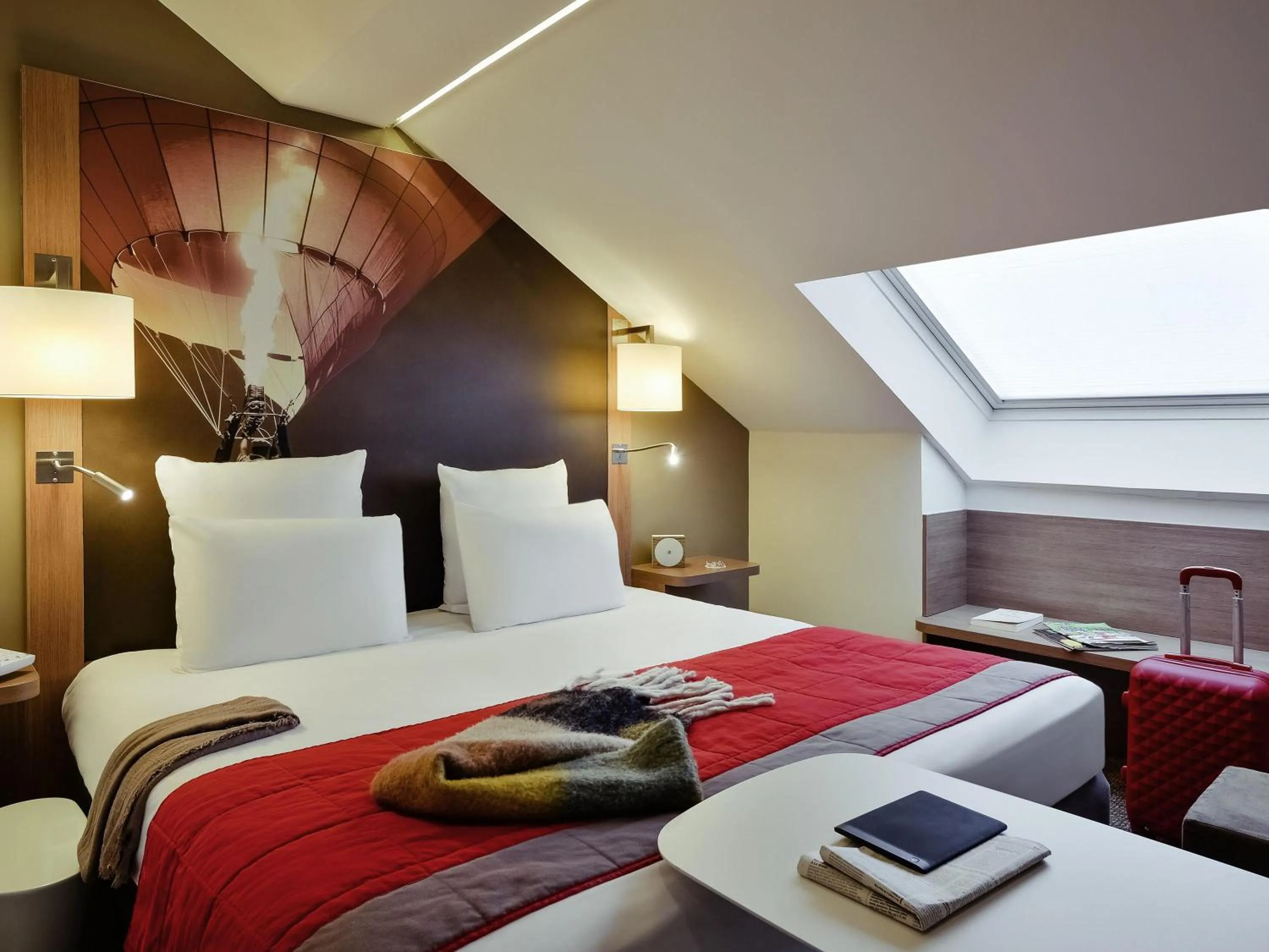 Bedroom, Bed in Mercure Vienne Sud Chanas