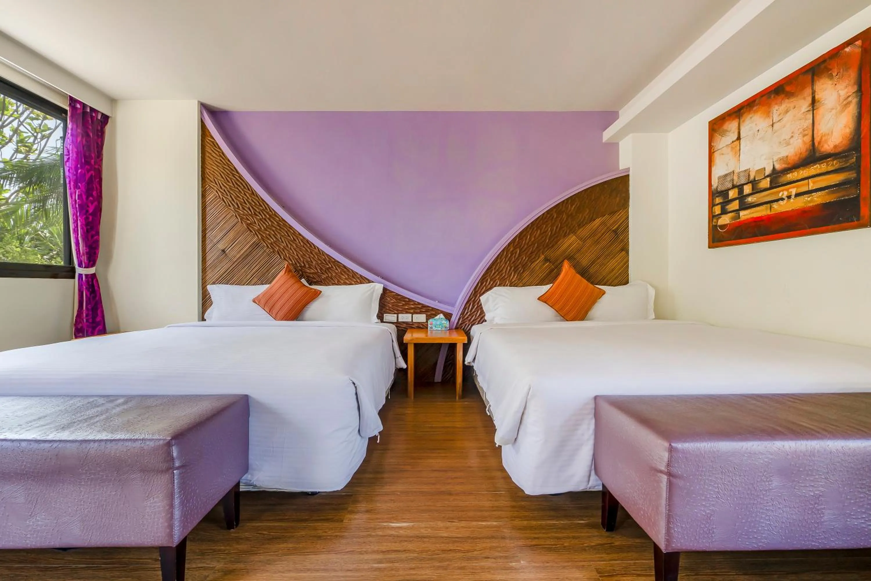 Photo of the whole room, Bed in Southern Sun Homestay North