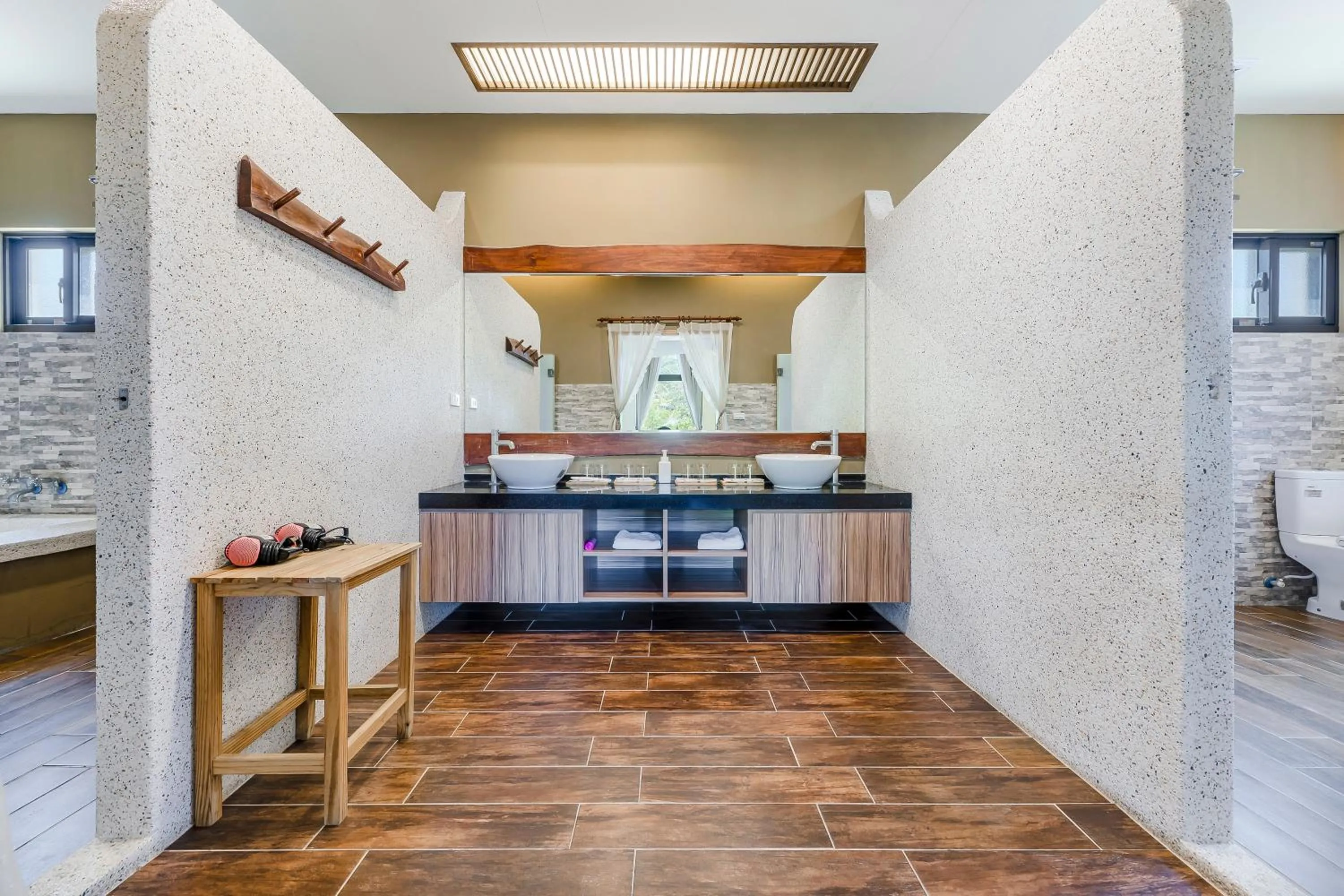 Area and facilities in Southern Sun Homestay North