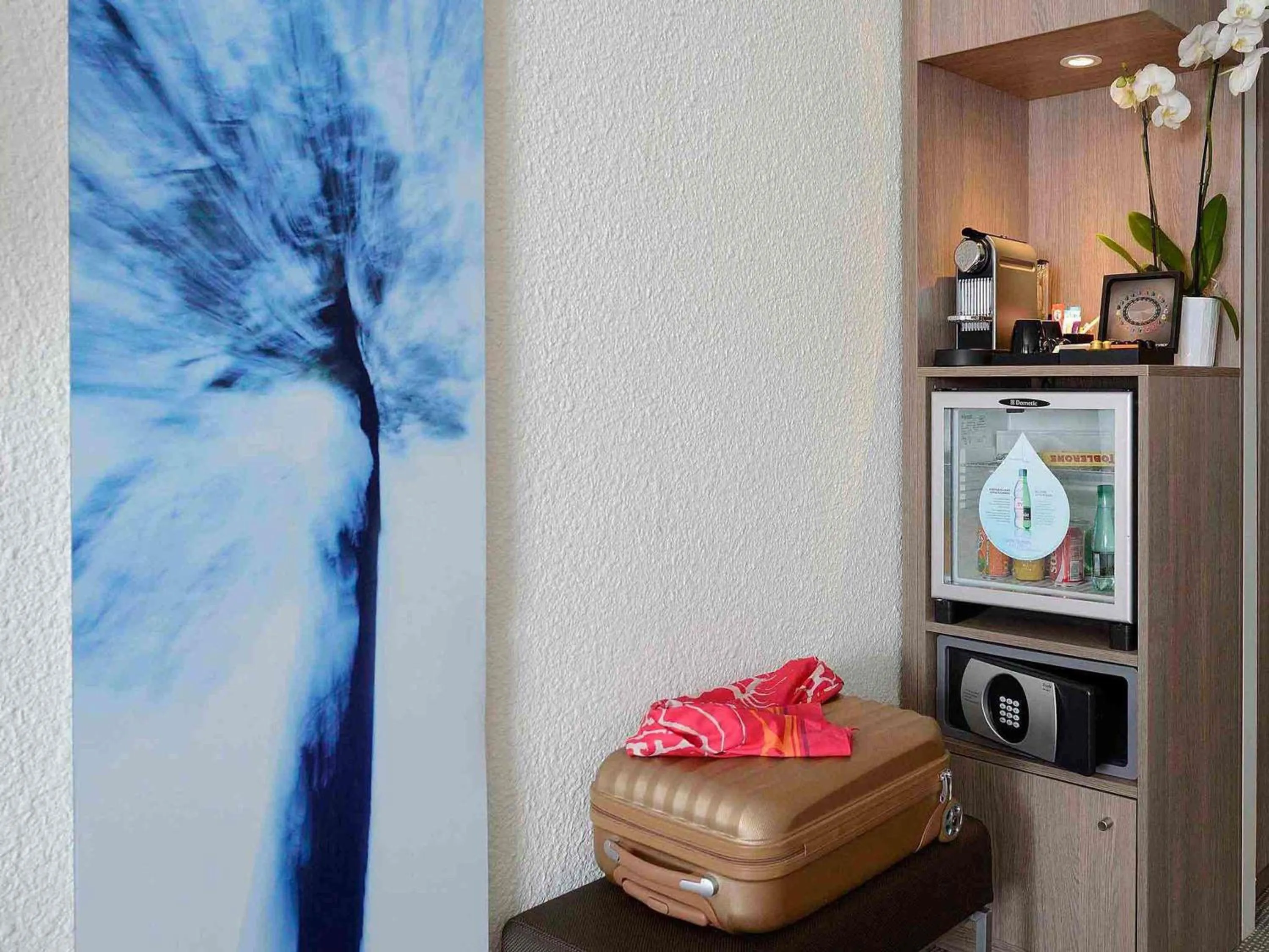 Bedroom in Novotel Avignon Nord