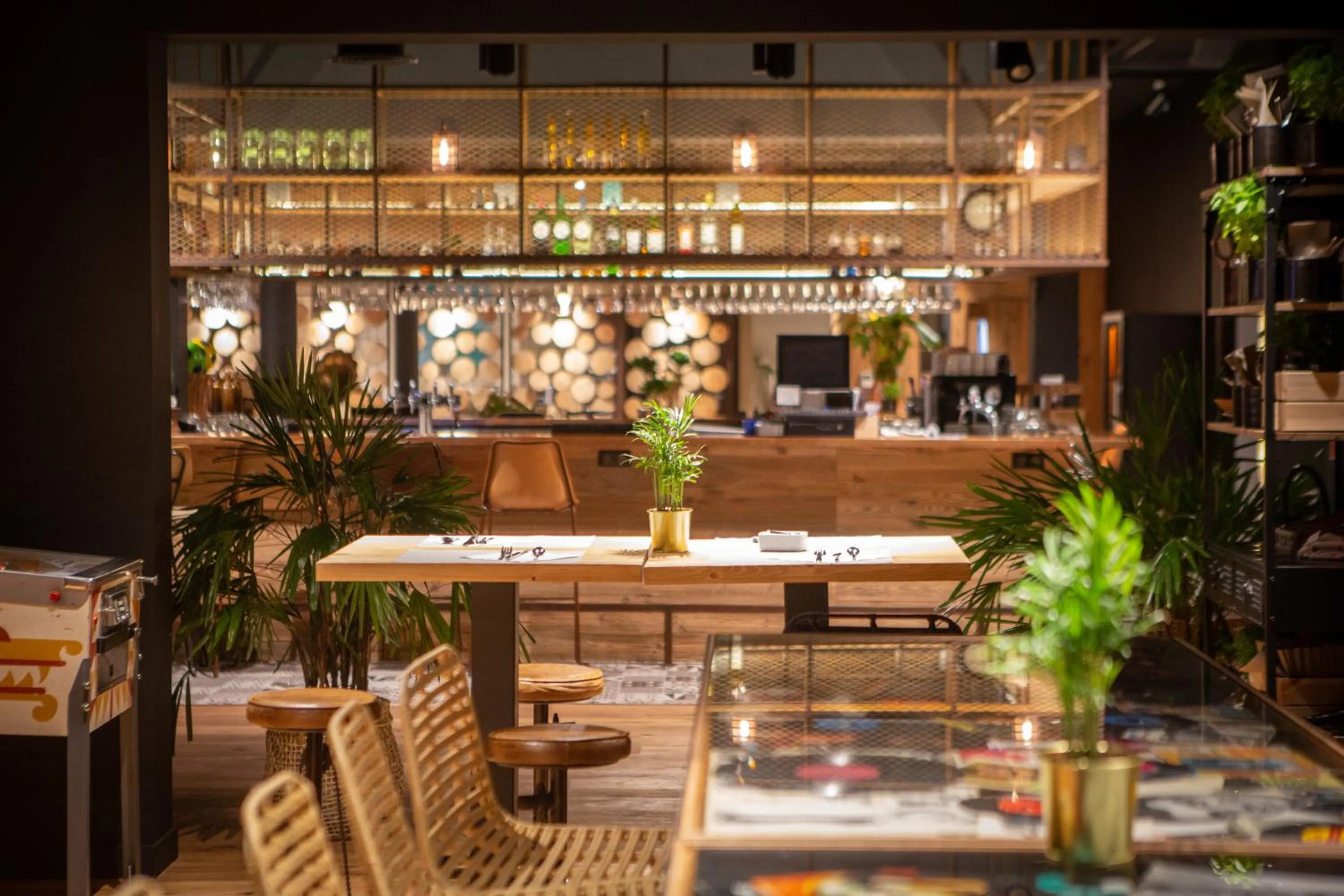 Restaurant/places to eat in Novotel Avignon Nord