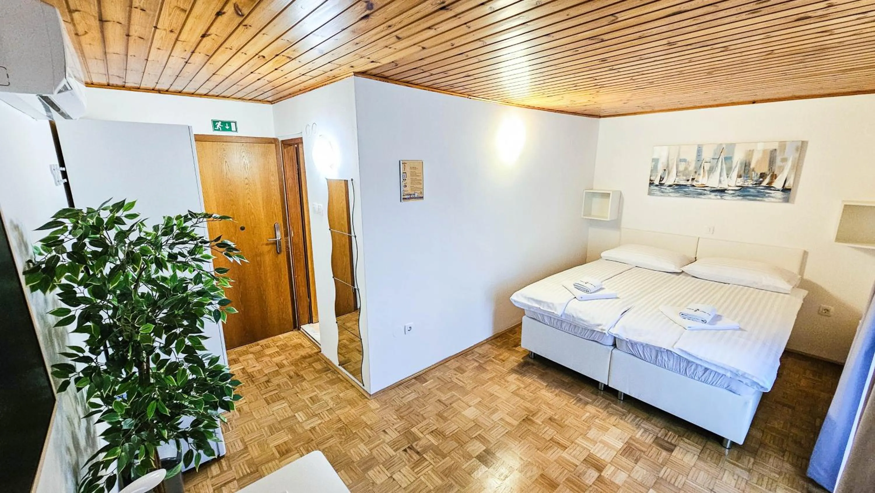 Rooms Koblar