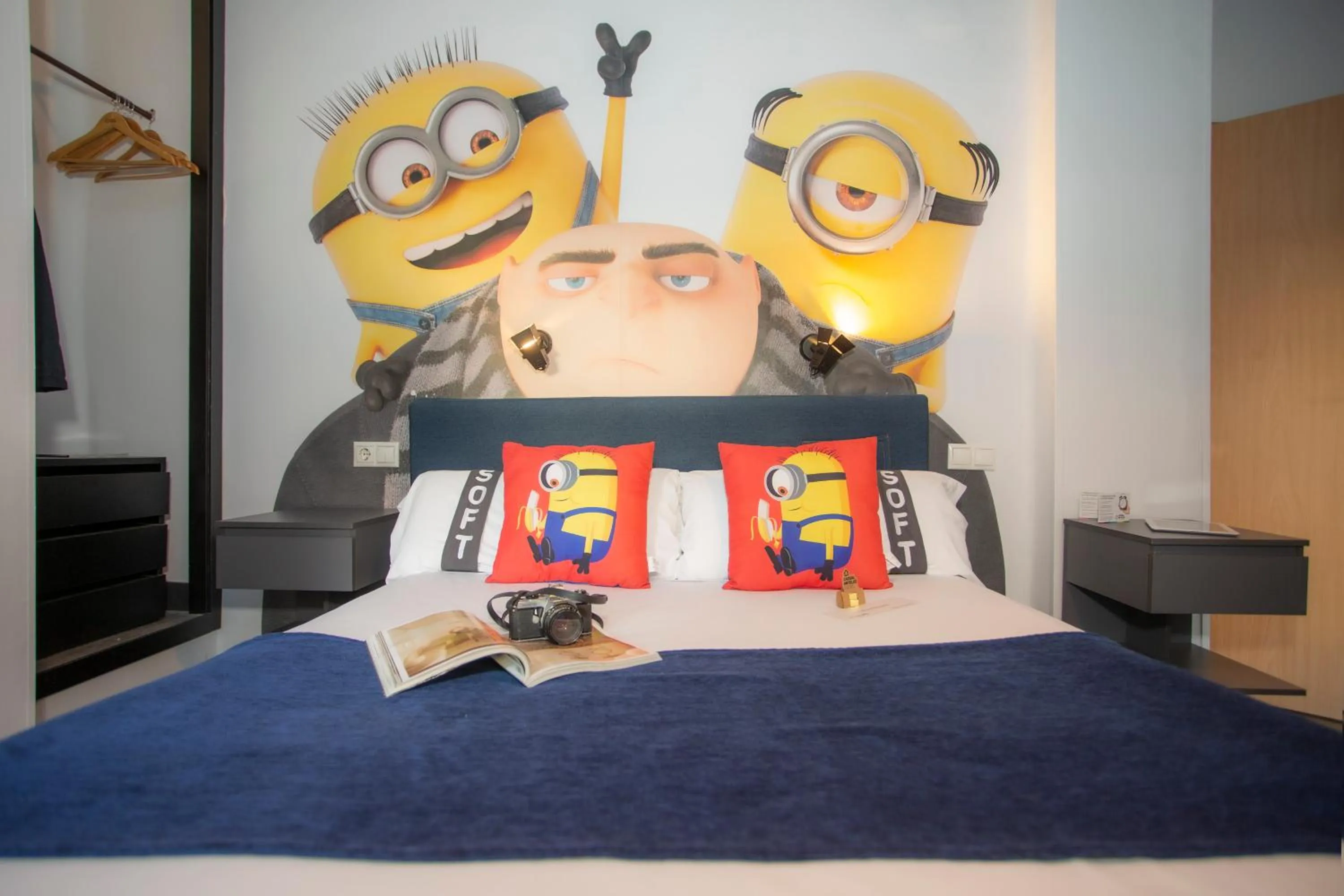 Bedroom, Bed in Casual del Cine Valencia