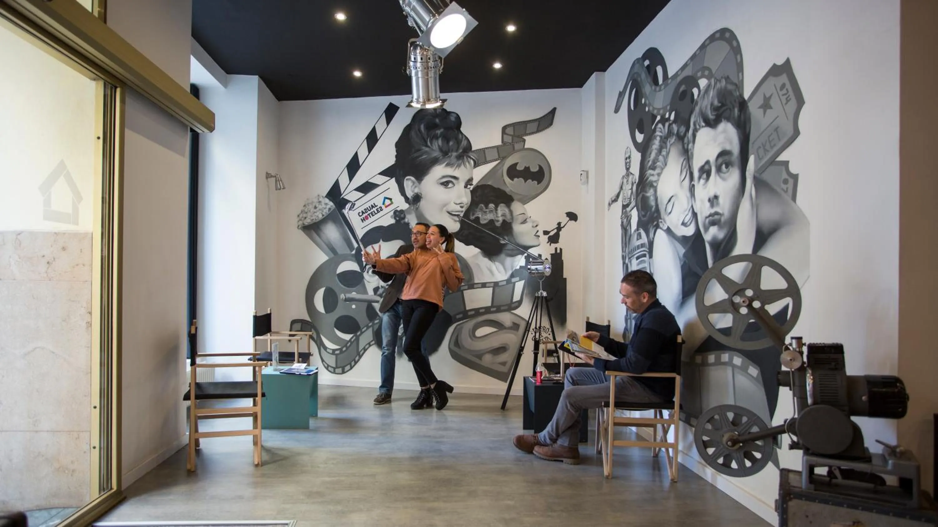 Lobby or reception in Casual del Cine Valencia