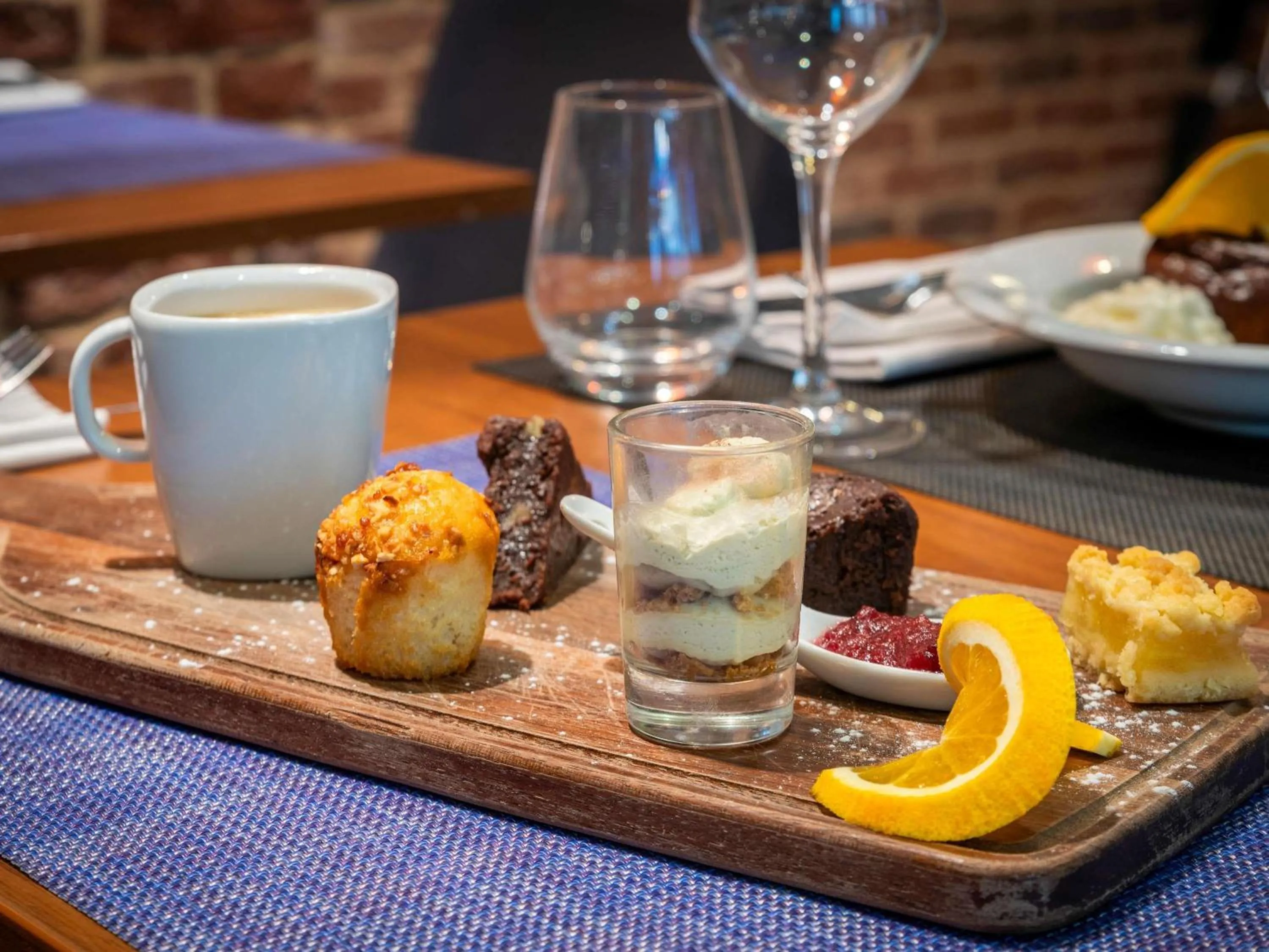 Restaurant/places to eat in Novotel Grenoble Centre