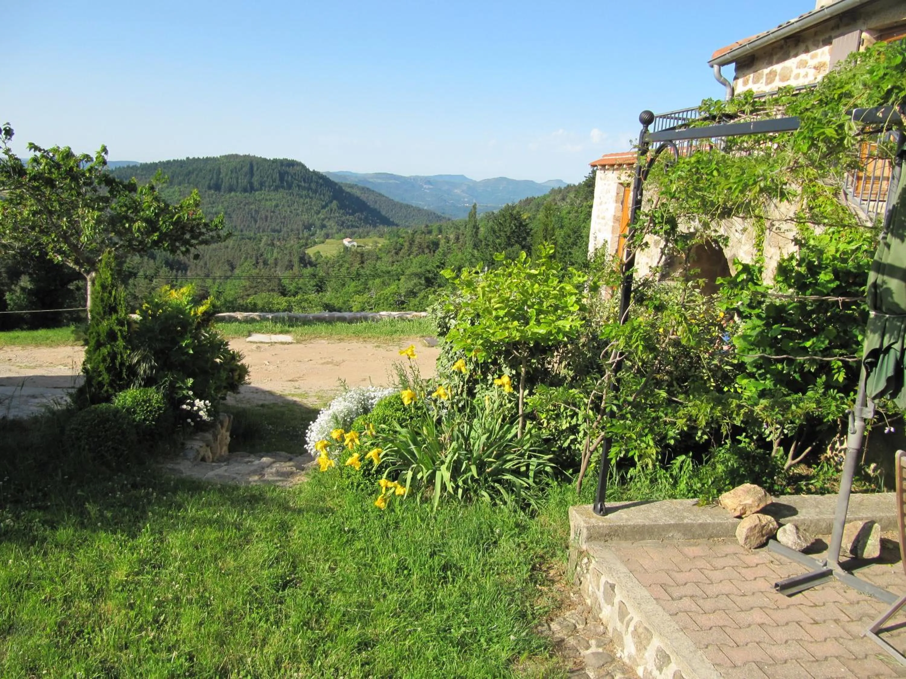 Mountain view in Le Petit Rias Gîte Soleil