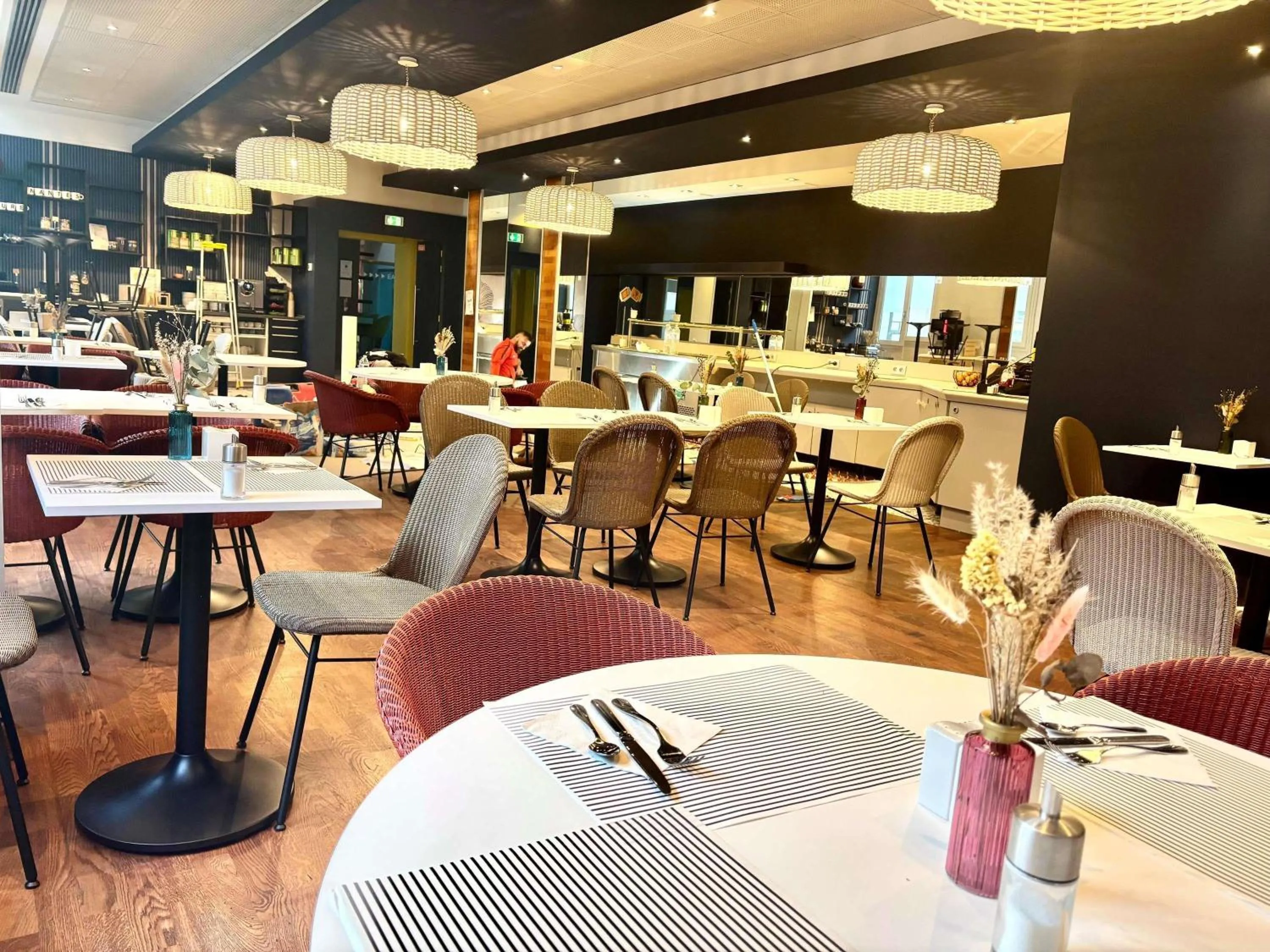 Breakfast in Mercure Nantes Centre Grand Hotel