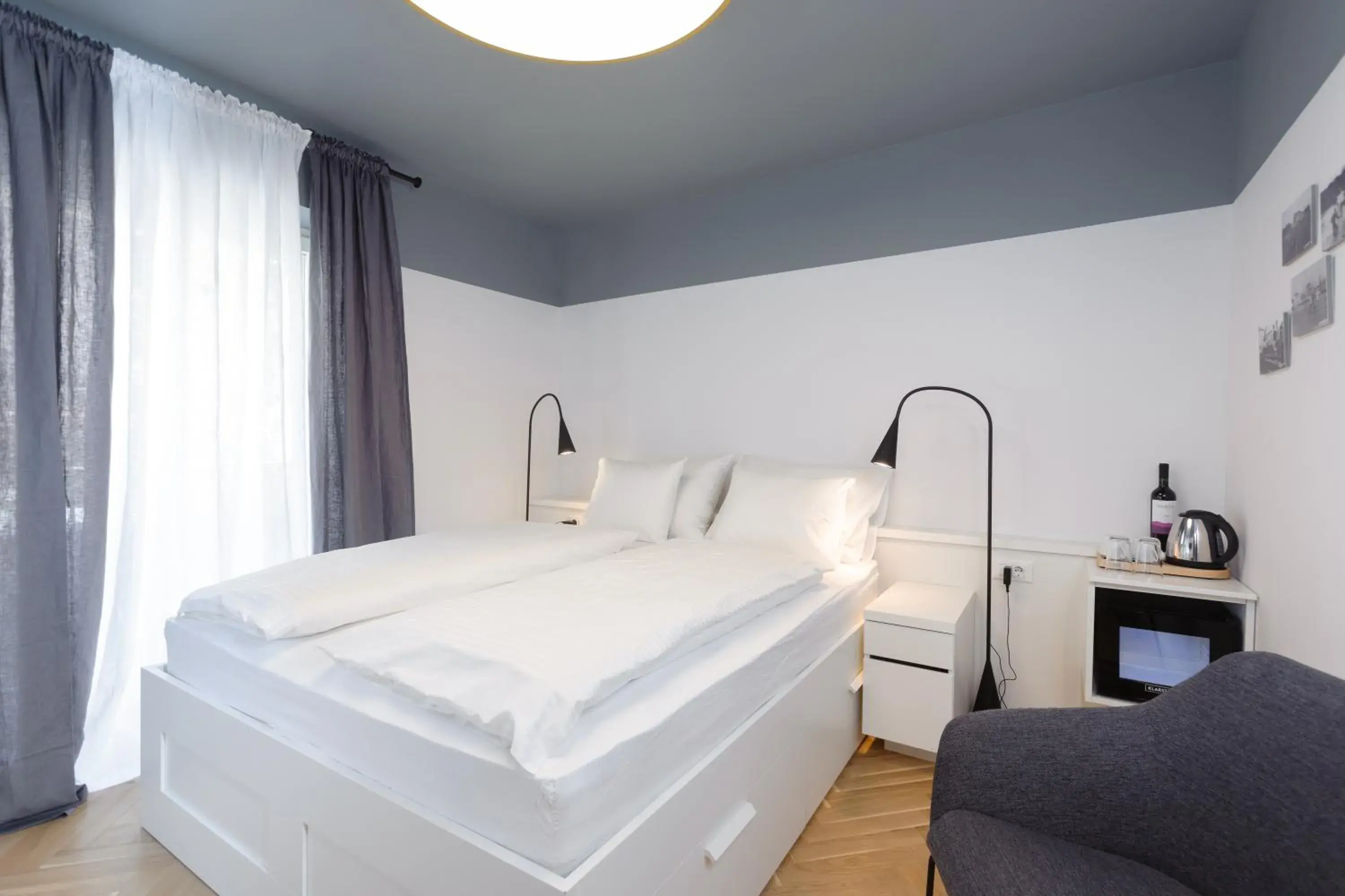 Deluxe Room in MK Luxury Rooms Deluxe Room in MK Luxury Rooms