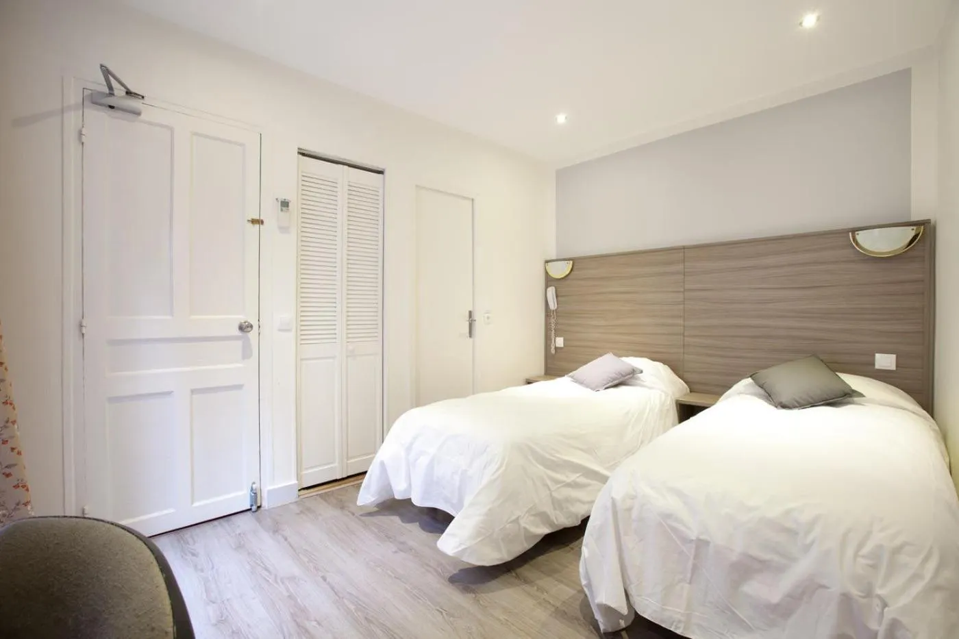 Bedroom, Bed in Hotel PARIS GAMBETTA- PANAMHOTEL-PERE LACHAISE