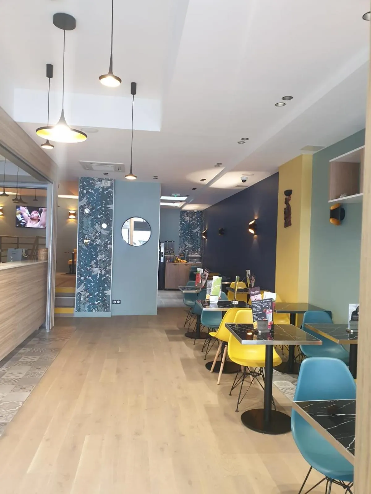 Hotel PARIS GAMBETTA- PANAMHOTEL-PERE LACHAISE