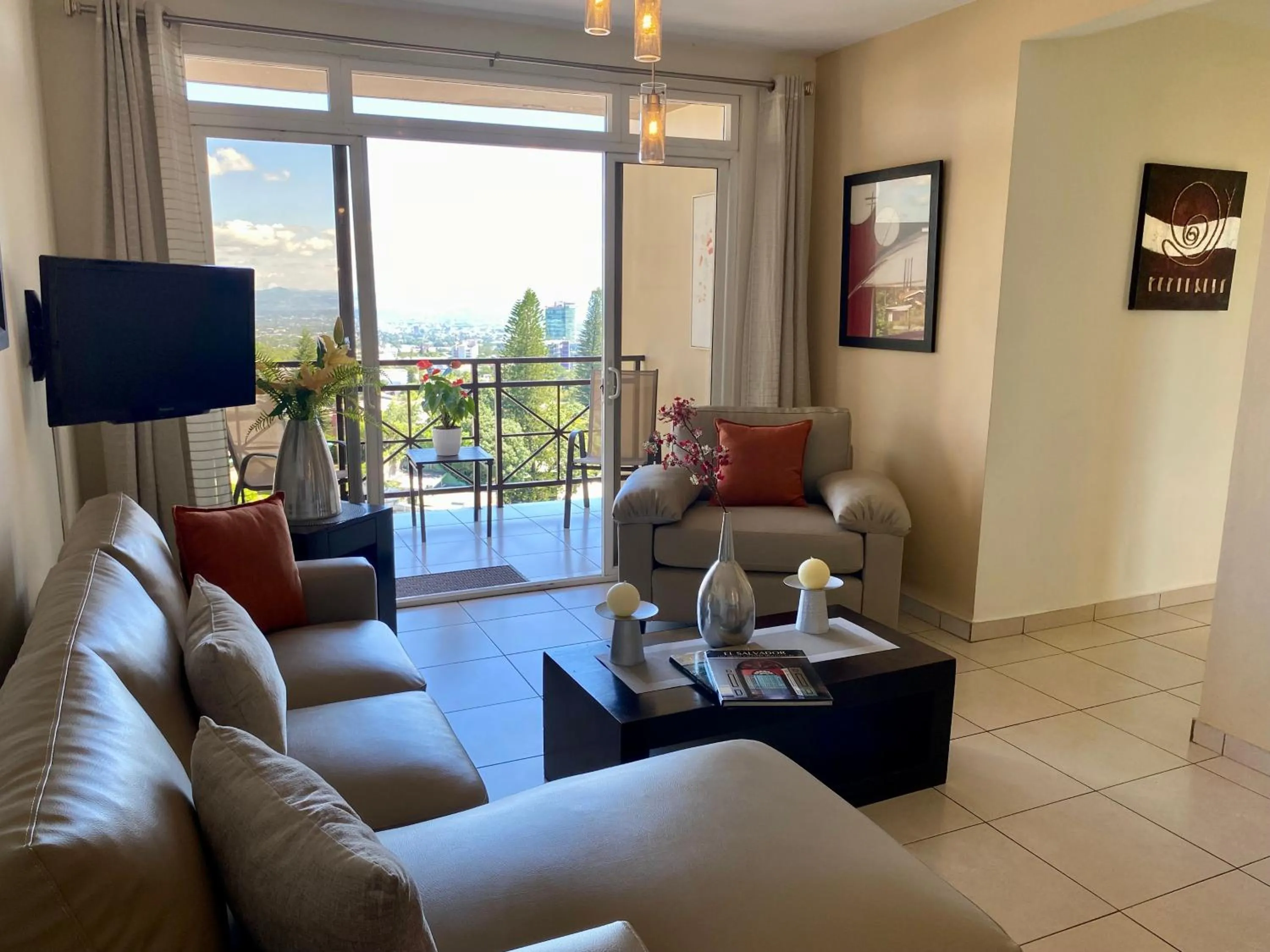 Beautiful apartment, Terrace with incredible view, 3 bdr, Escalon, Exclusive, Secure