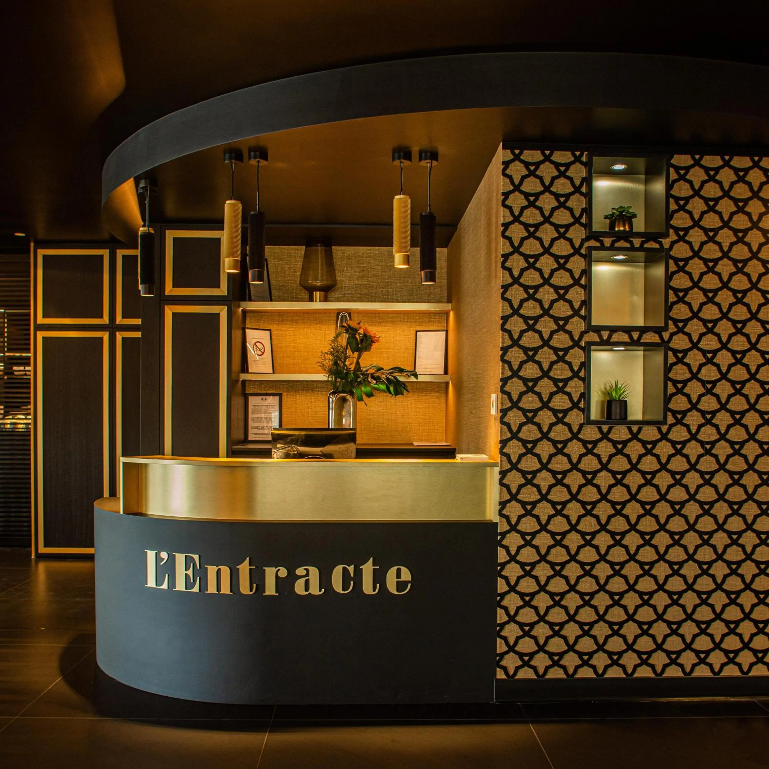 Restaurant/places to eat in Mercure Orléans Centre Bords de Loire