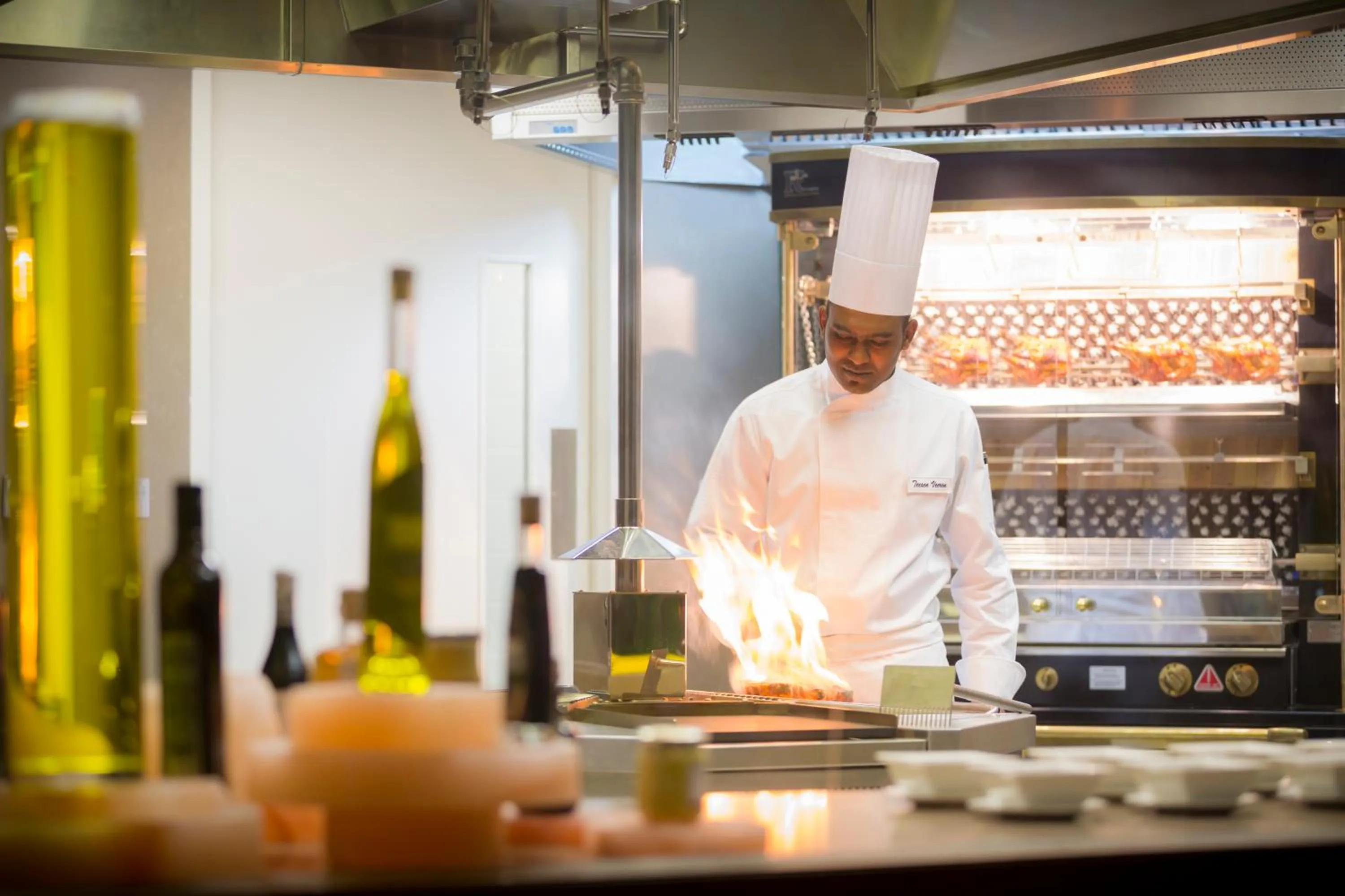 Restaurant/places to eat in Novotel Abu Dhabi Al Bustan