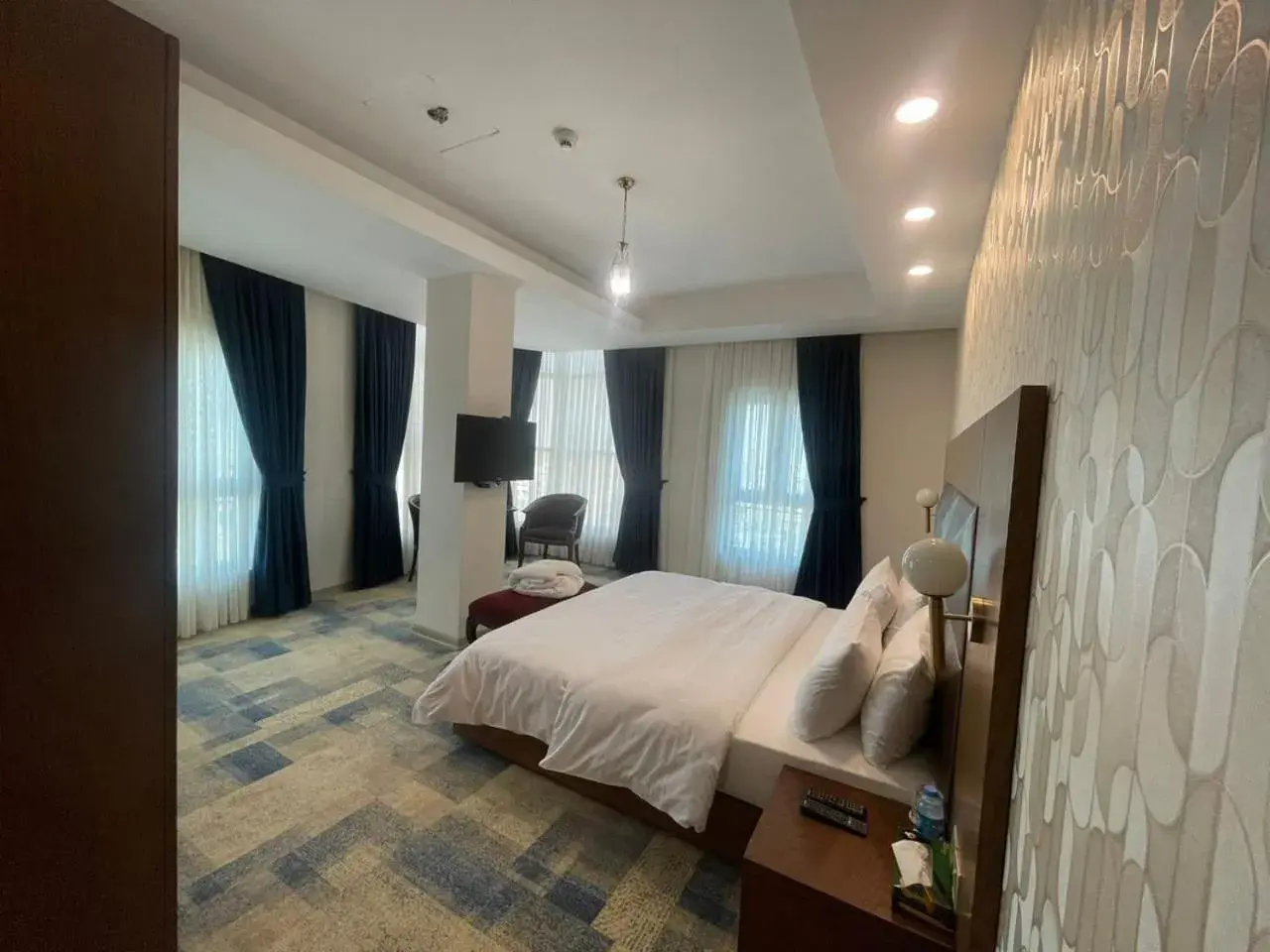 Premium Double Room - single occupancy in Fiori Hotel Premium Double Room - single occupancy in Fiori Hotel