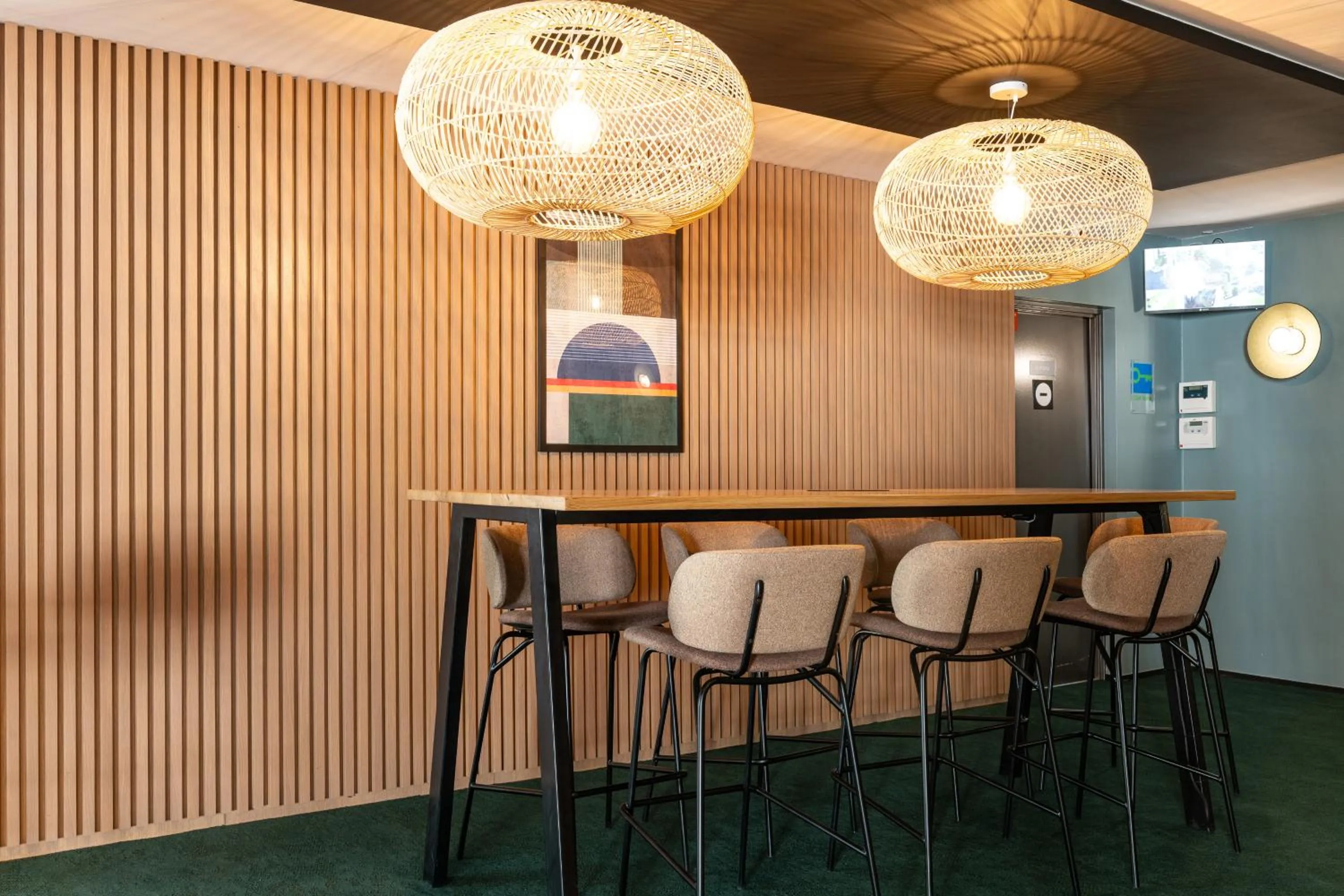 Seating area in Novotel Grenoble Nord Voreppe