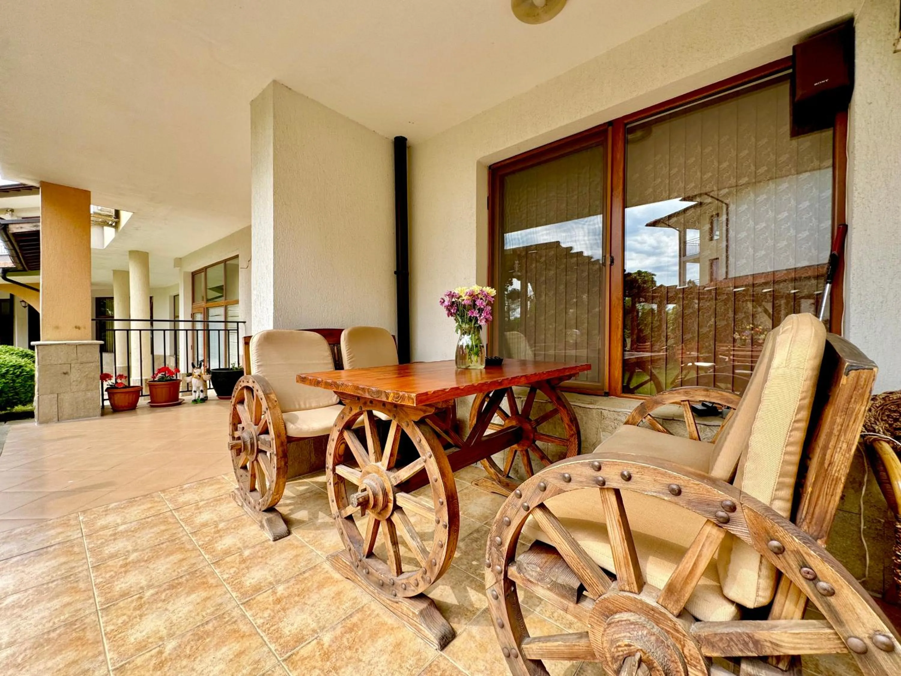 Seating area in Arkite Complex