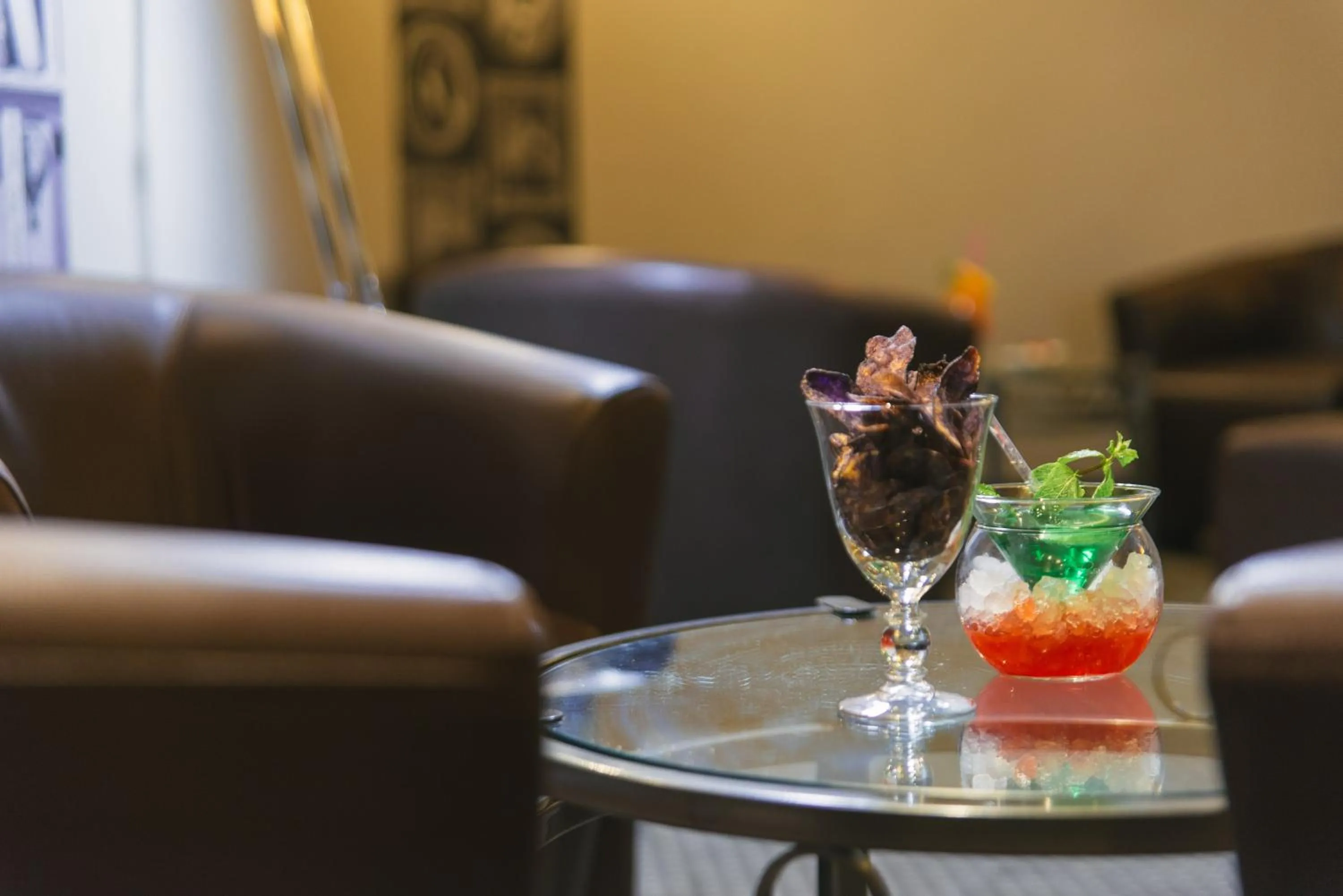 Lounge or bar in Mercure Angers Centre de Congrès