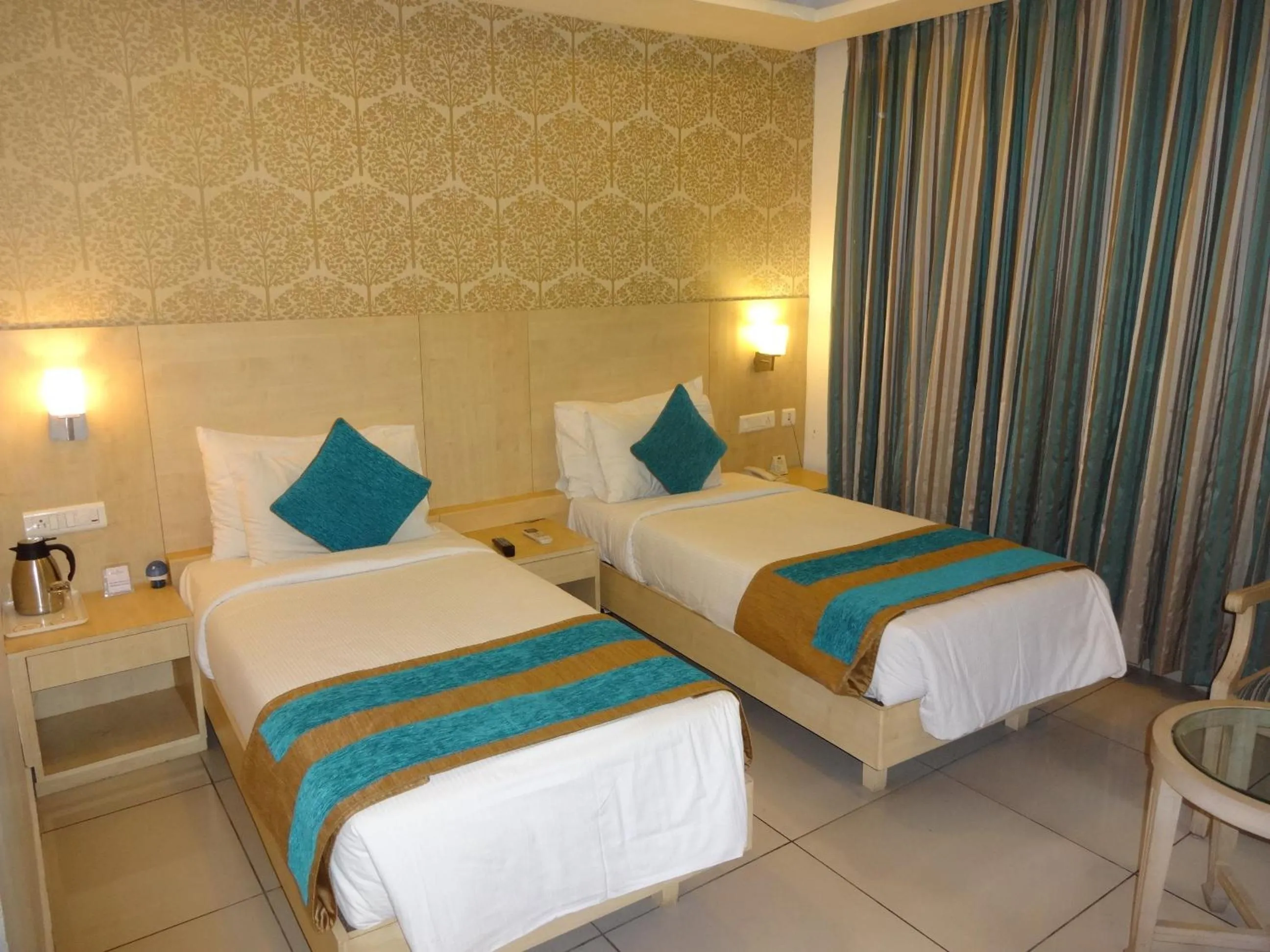 Photo of the whole room, Bed in Hotel Southern Grand