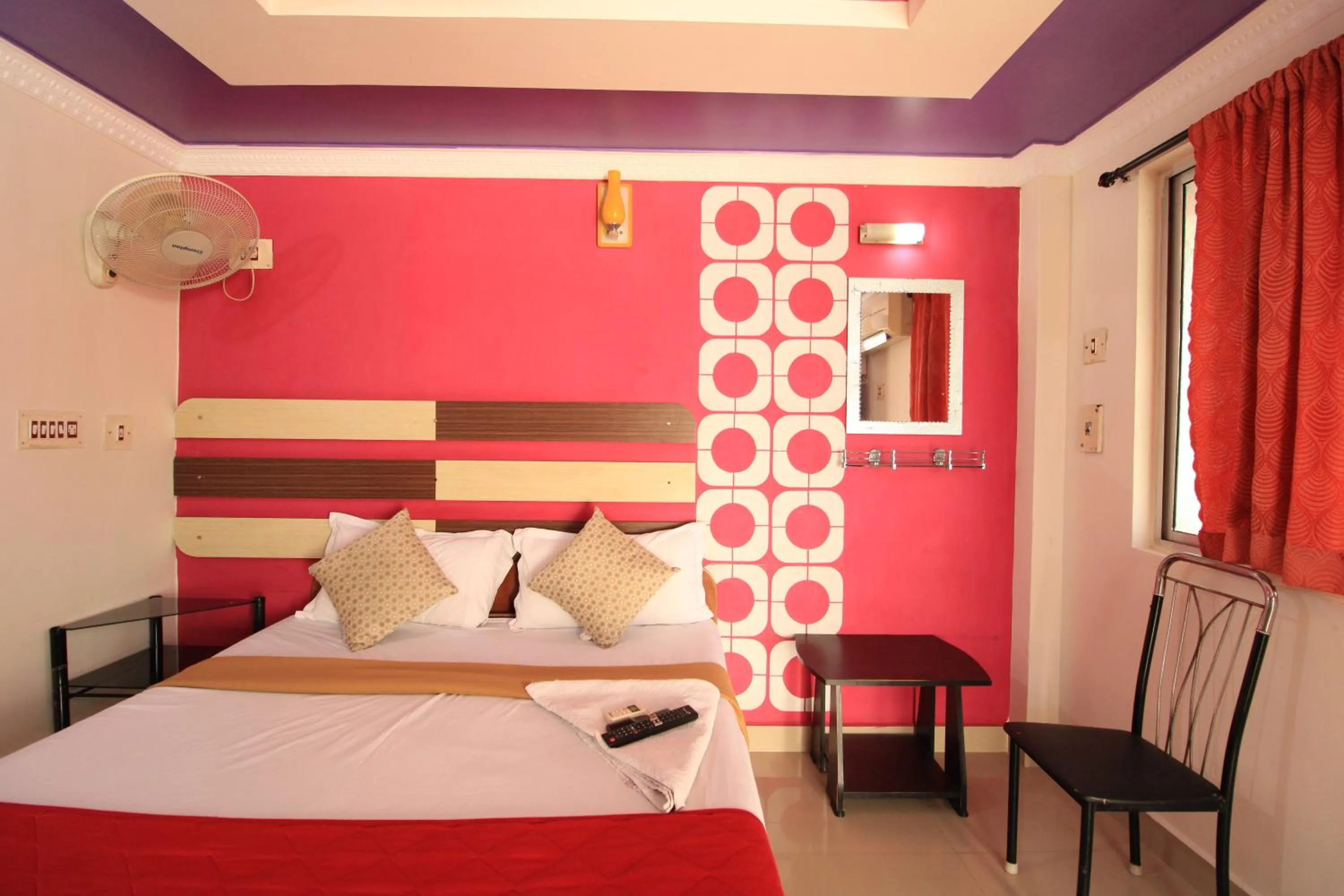 Bed in Just Guest House, Chennai Airport