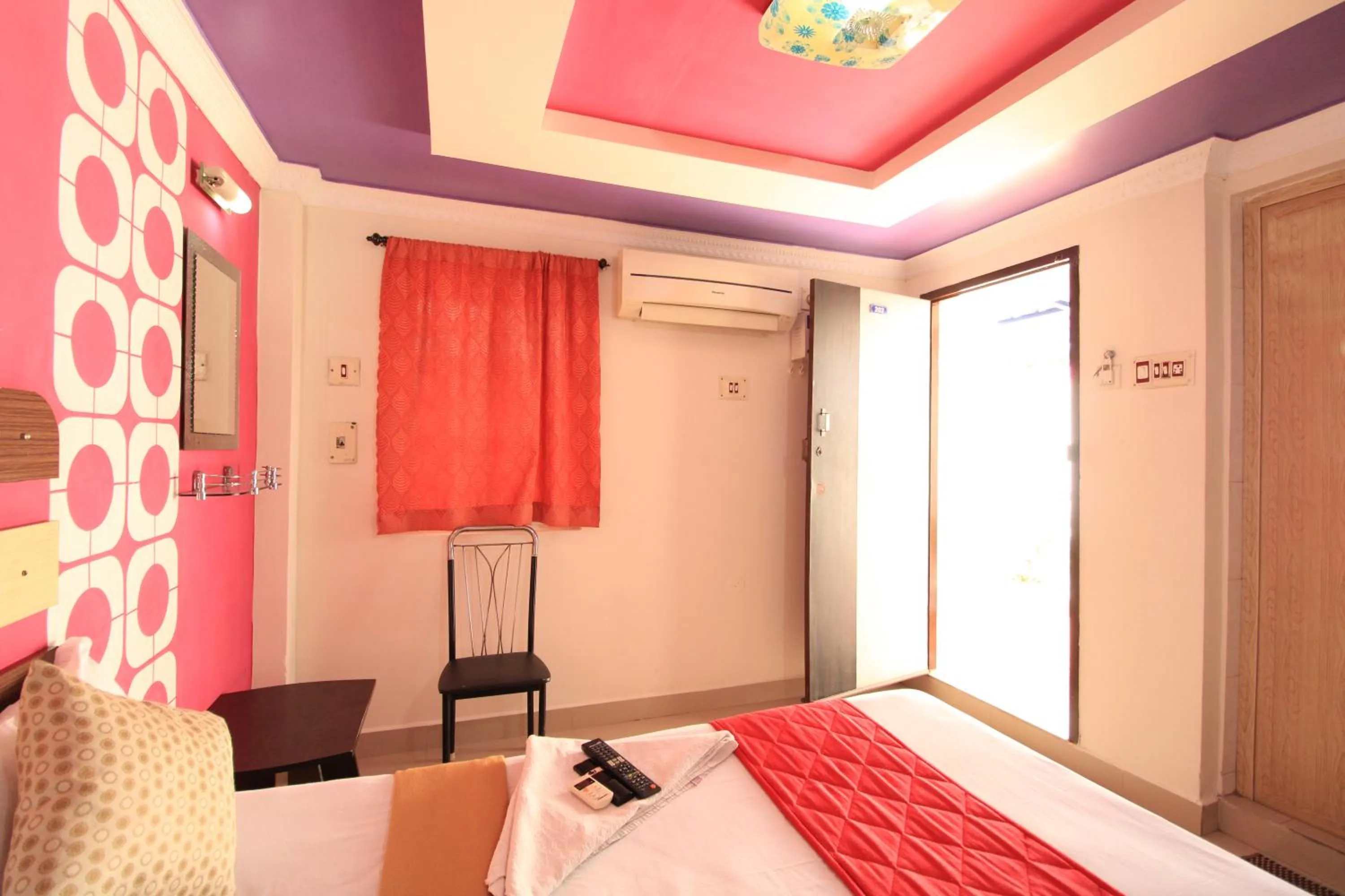 Bed in Just Guest House, Chennai Airport