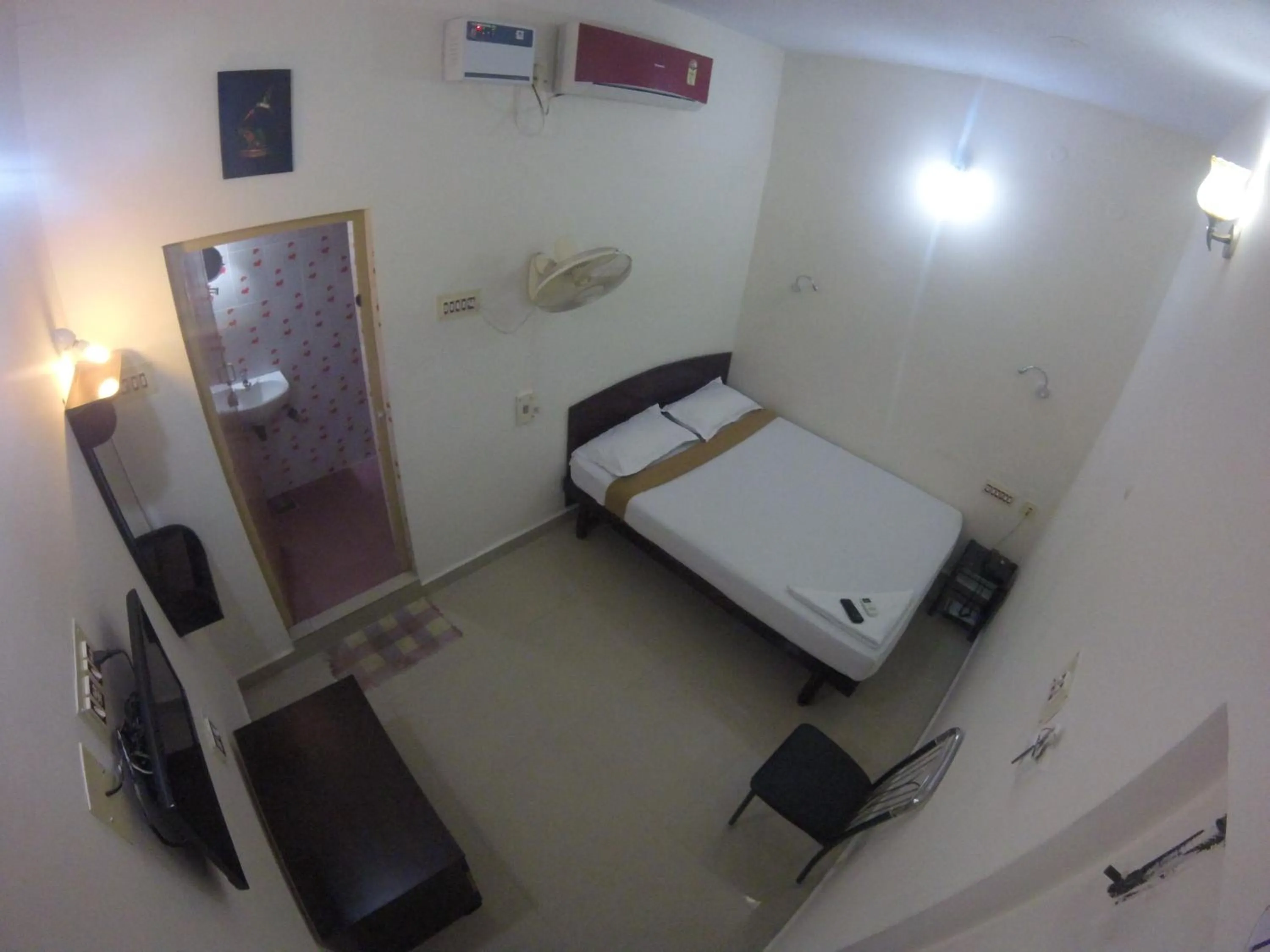 Bathroom, Bed in Just Guest House, Chennai Airport