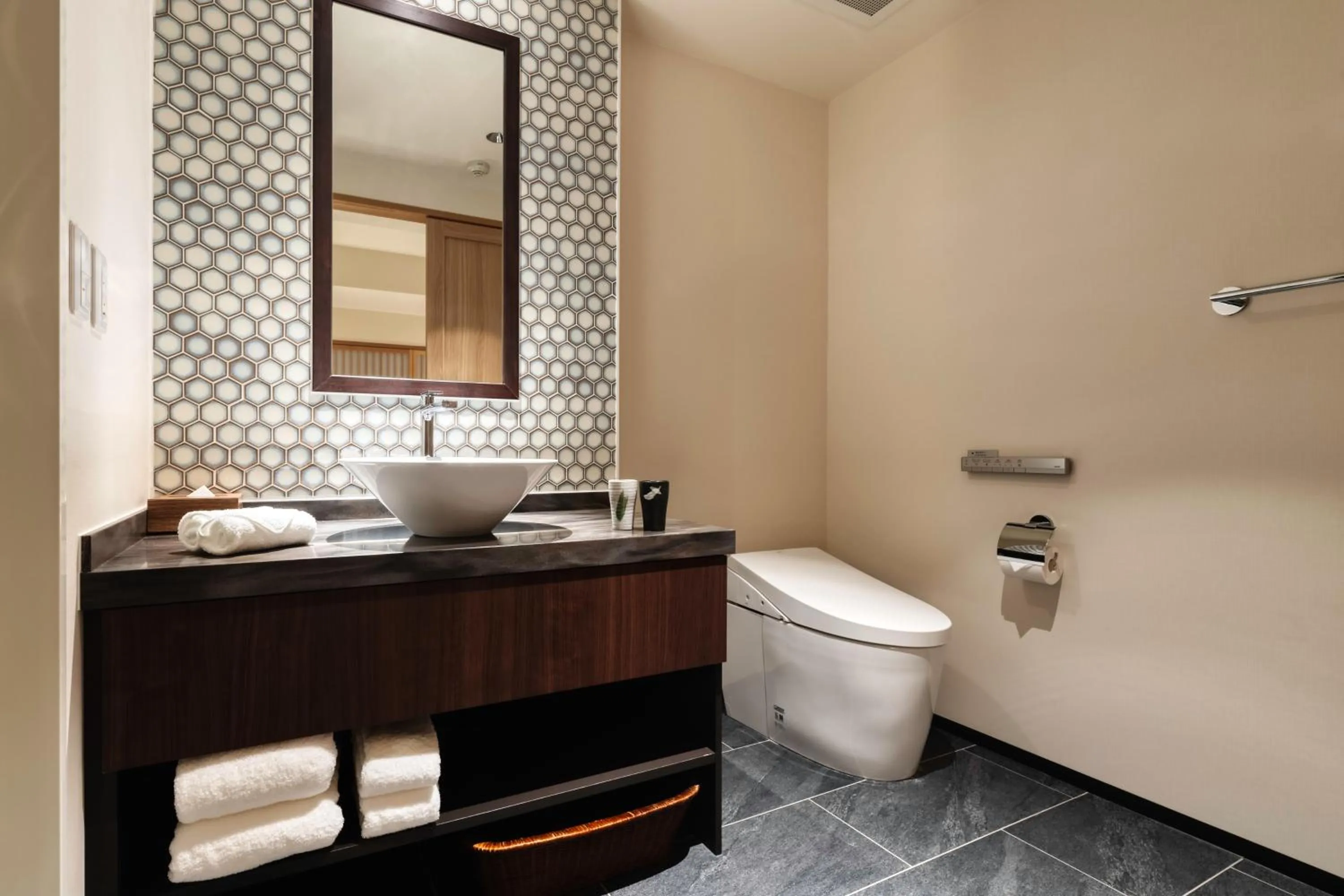 Toilet in PROSTYLE RYOKAN TOKYO ASAKUSA