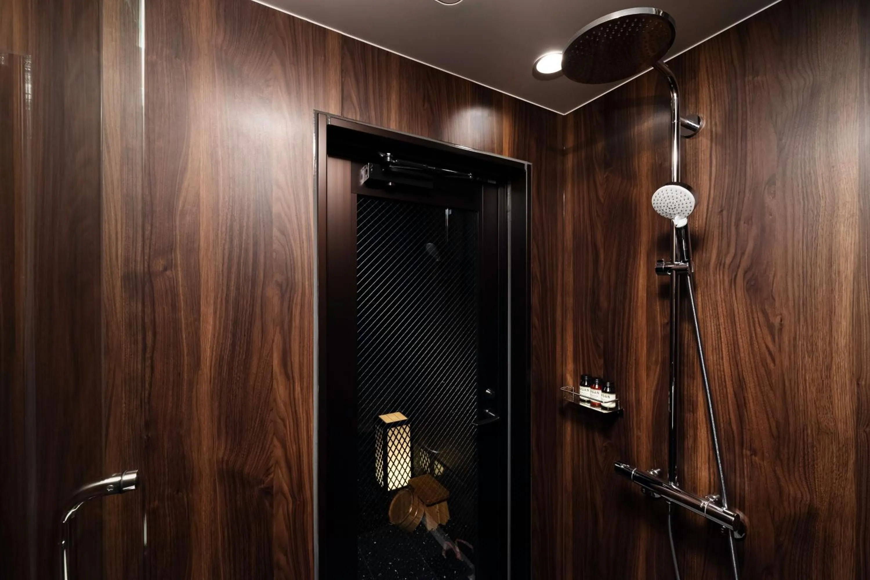 Shower in PROSTYLE RYOKAN TOKYO ASAKUSA