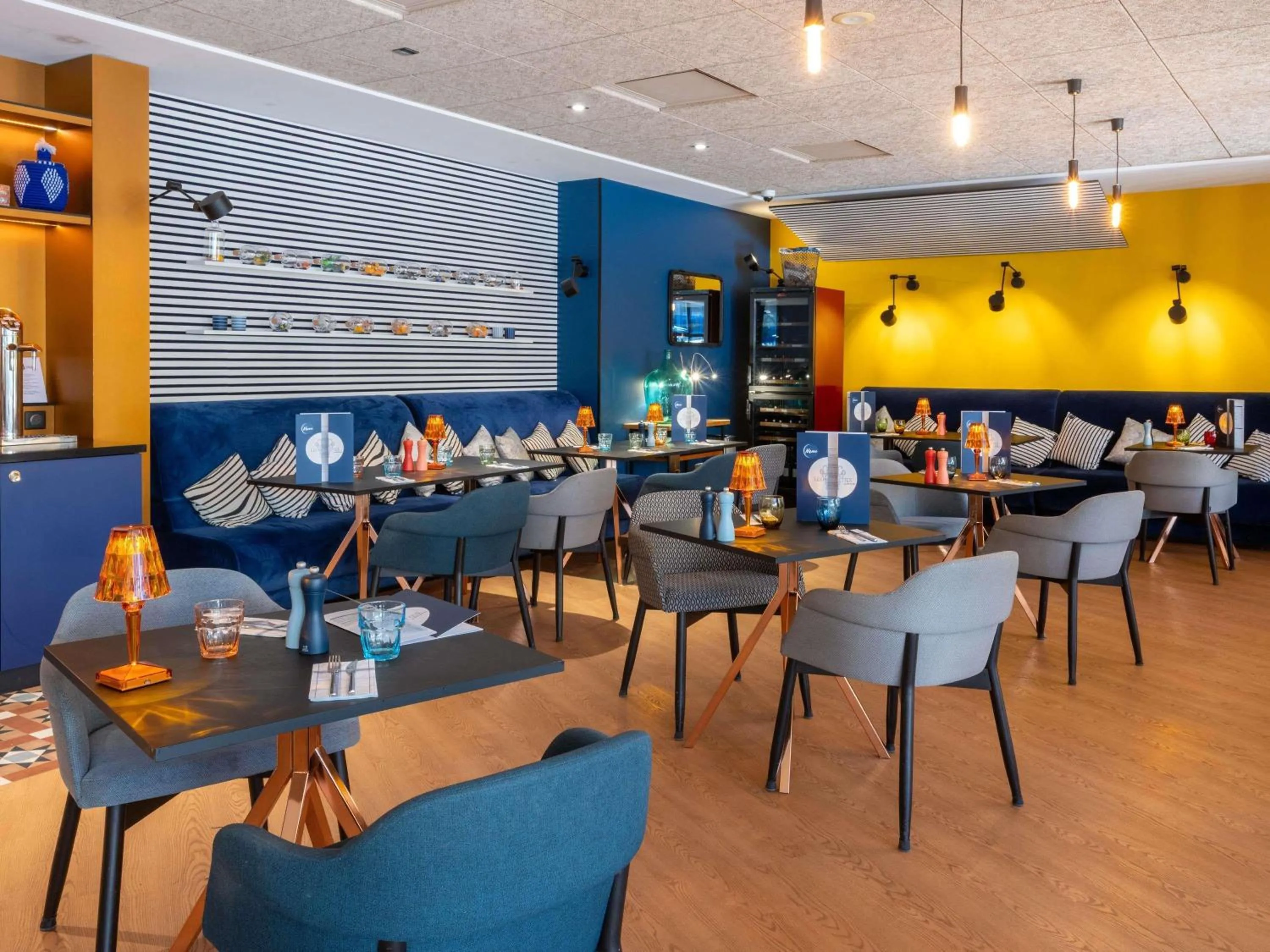 Property building in Novotel La Rochelle Centre