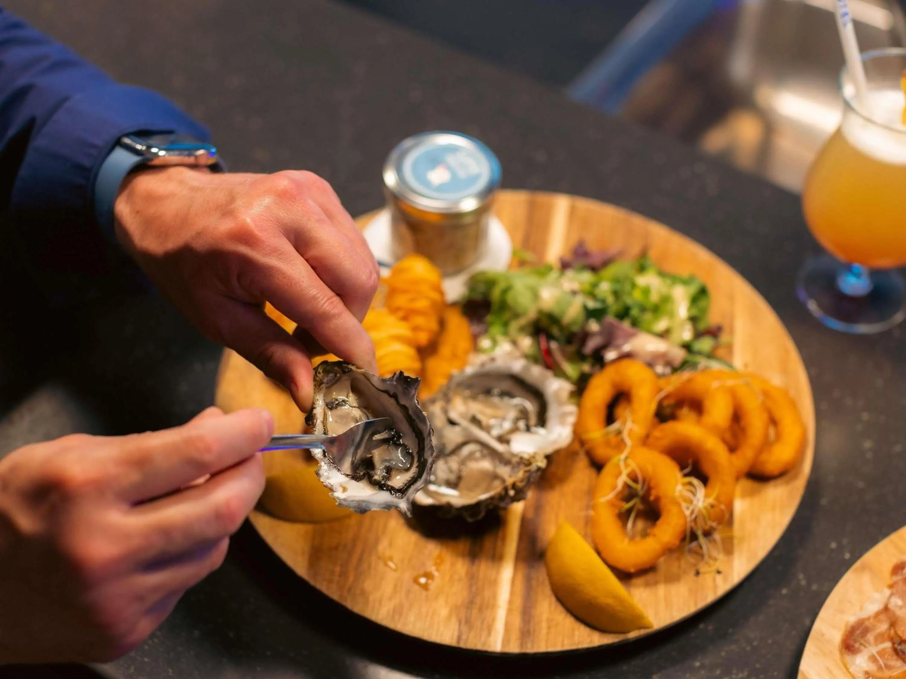 Restaurant/places to eat in Novotel La Rochelle Centre