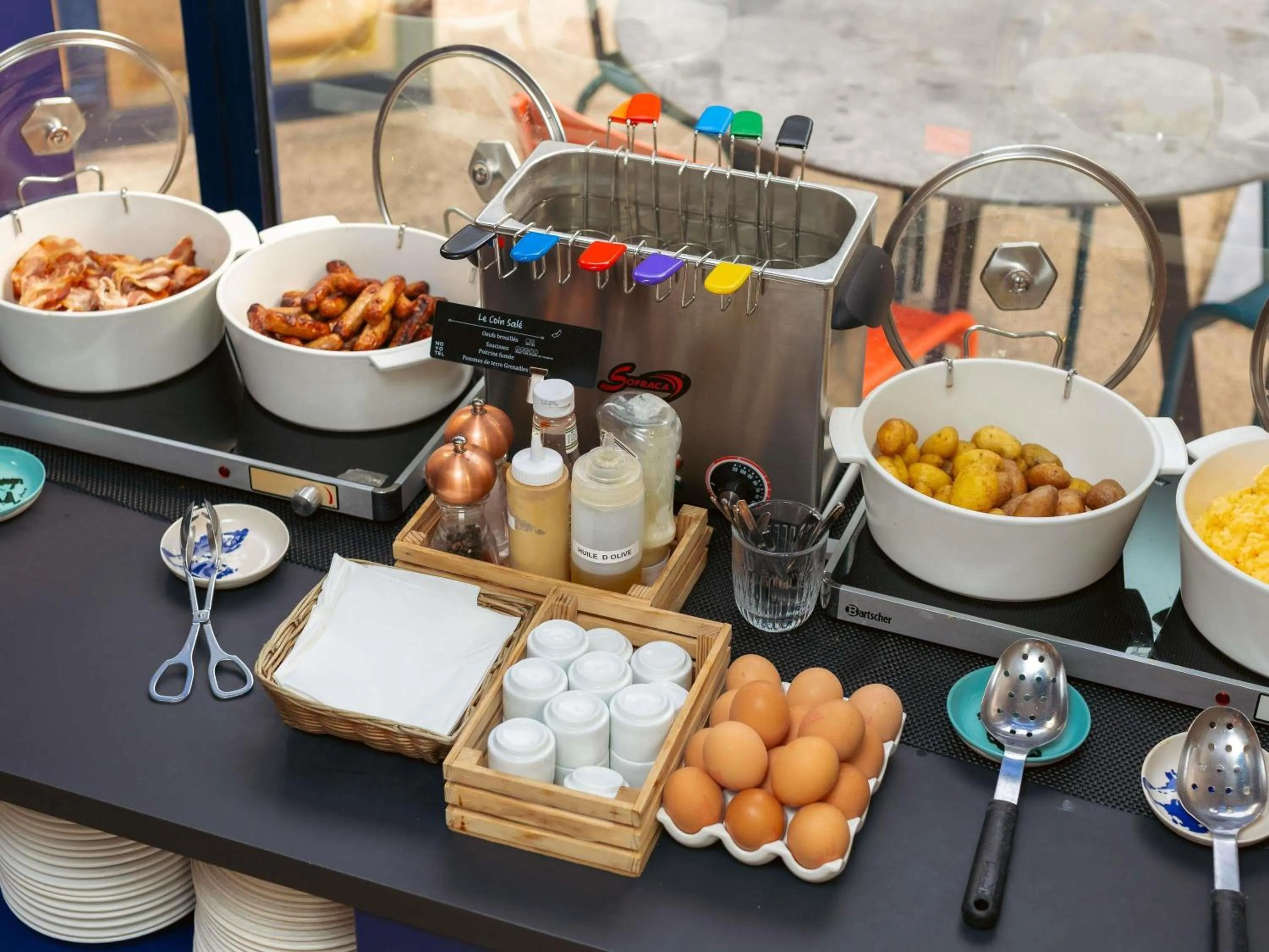 Breakfast in Novotel La Rochelle Centre