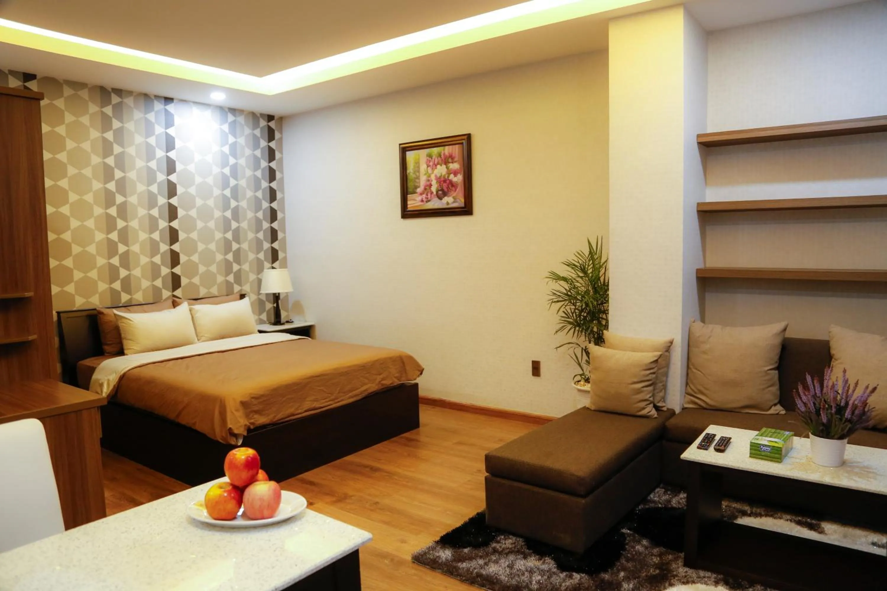 Photo of the whole room, Bed in Sweet Lavender Hotel